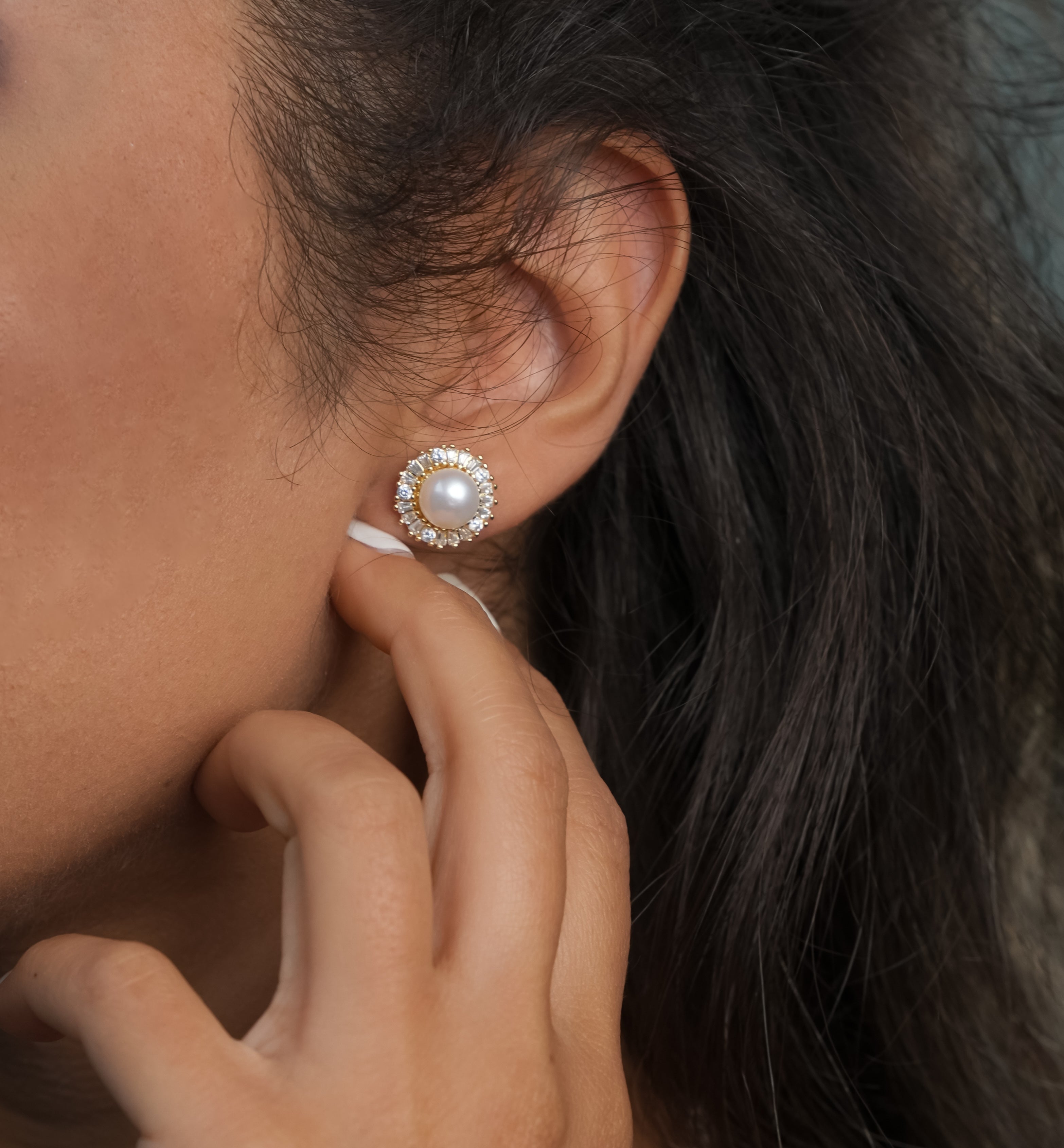 ROMALI 18K Gold Plated Pearl Sunburst Stud Earrings for Women - Elegant Fashion Jewelry Gift for Birthday, Anniversary & Special Occasions