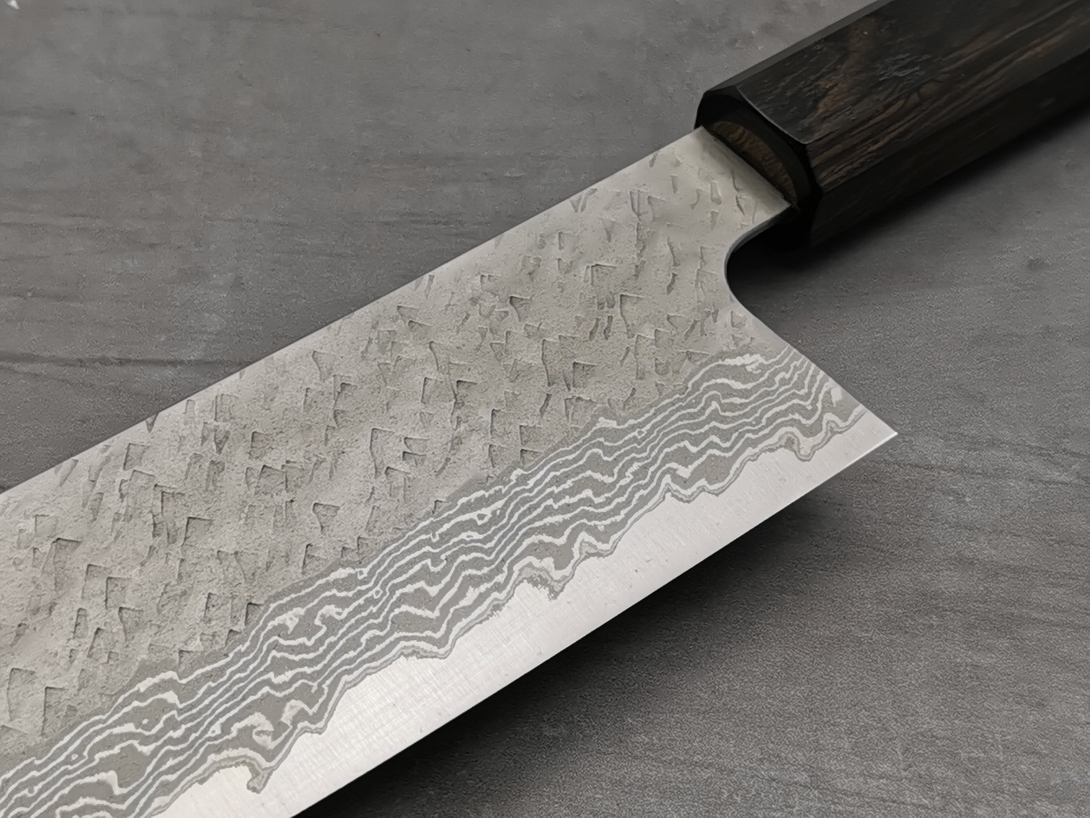 Nigara Hamono VG10 Damascus Nakiri Knife - Japanese Chef Knife for Vegetable Cutting, Slicing & Chopping - Perfect for Home Kitchen, Professional Cooking & Sushi Preparation