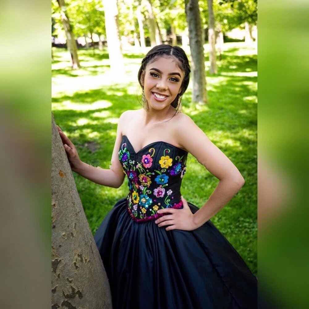 Exquisite Mexican Style Quinceanera Dress with Floral Embroidery & Beaded Details - Strapless Satin Ball Gown for Sweet 16, Prom 2025 - Perfect for Quinceañera Celebrations, Debutante Balls & Special Occasions