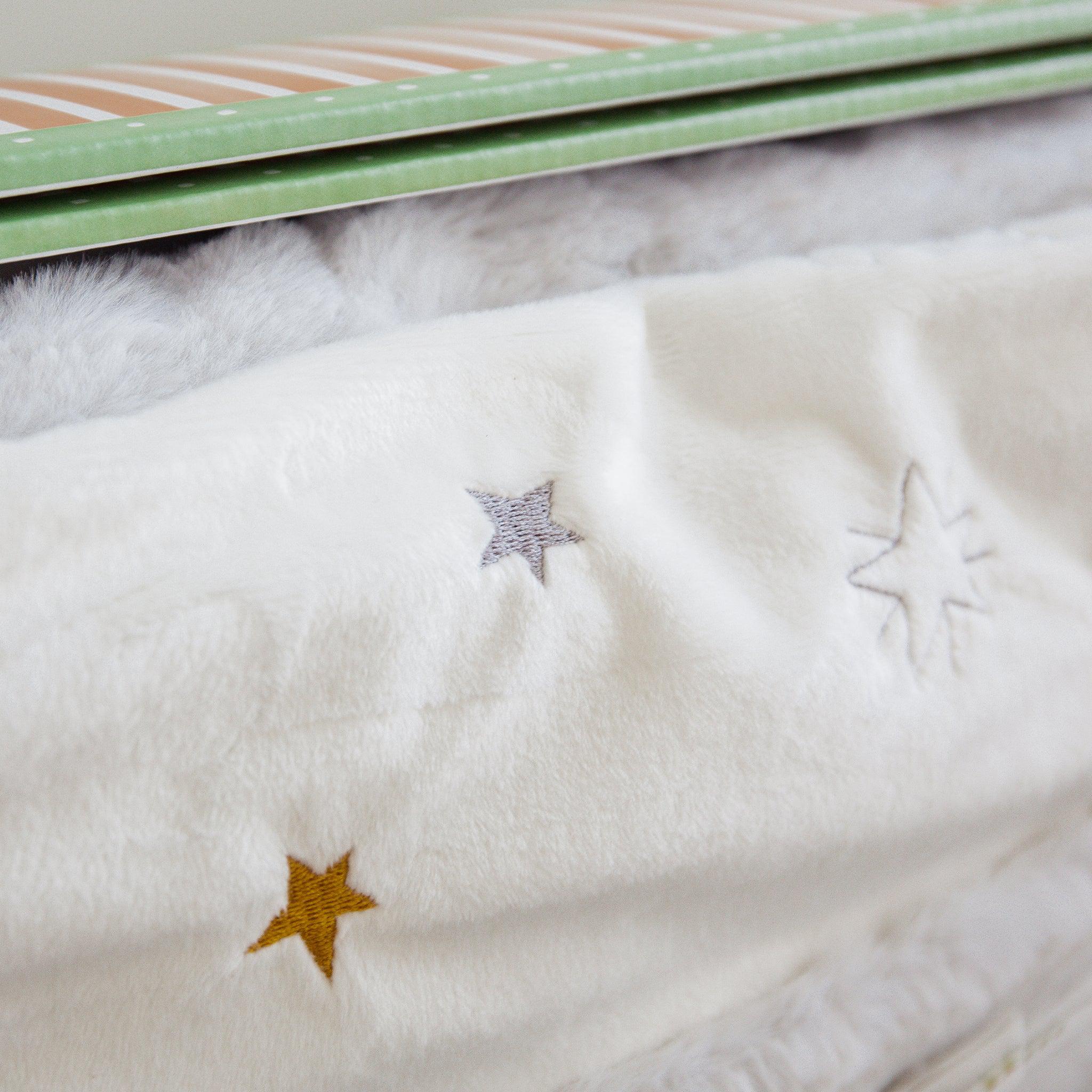 Little Star Quilt Heirloom Gift Set - Handmade Baby Blanket & Keepsake Bundle for Newborns, Christening & Family Heirlooms - Perfect for Nurseries, Baby Showers & Special Occasions
