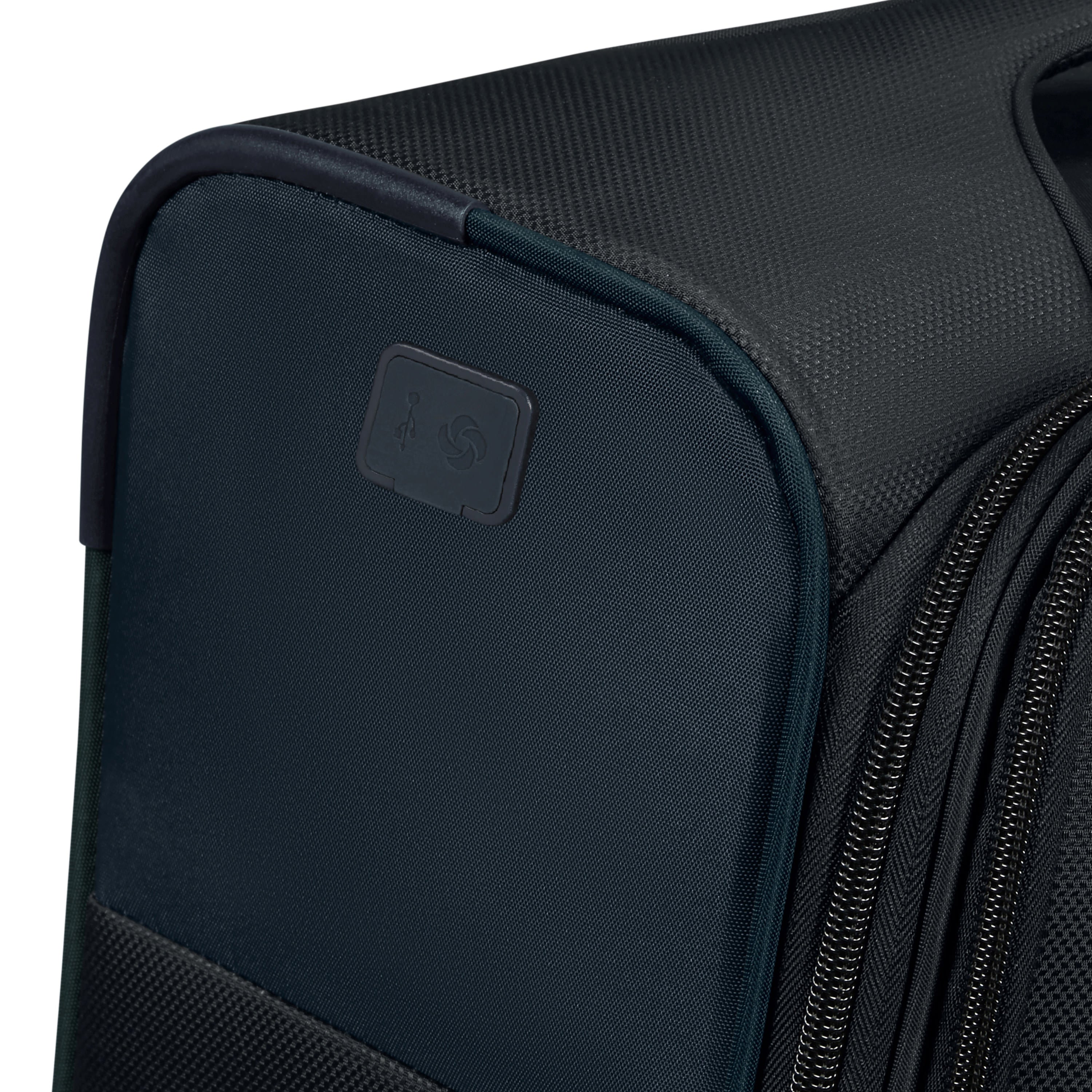 Samsonite D'Lite Underseater Carry-On Luggage - Lightweight Spinner Suitcase for Air Travel, Compact Cabin Bag with 360° Wheels | Perfect for Business Trips & Weekend Getaways