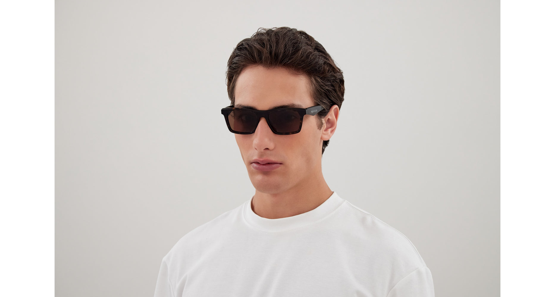 Alexander McQueen AM0472S Sunglasses - Luxury Designer Shades for Men & Women | Perfect for Outdoor Activities, Travel & Fashion Accessories