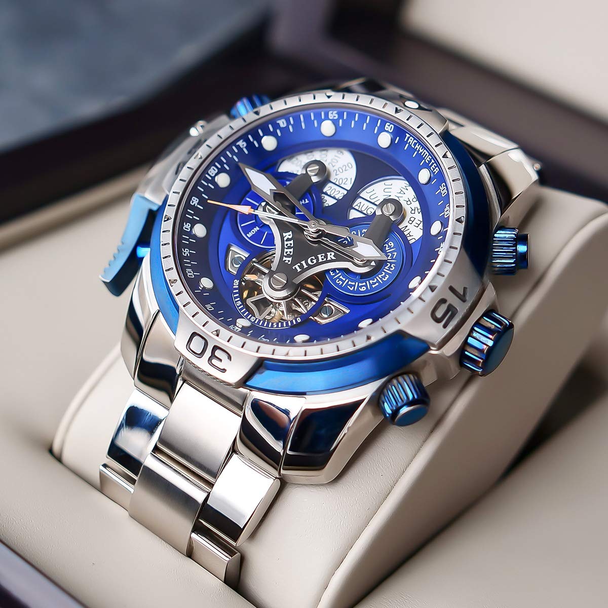 REEF TIGER Men's Luxury Sports Watch with Date & Day Complication - Black Dial Mechanical Bracelet Watch RGA3503 | Perfect for Business, Formal Events & Everyday Wear