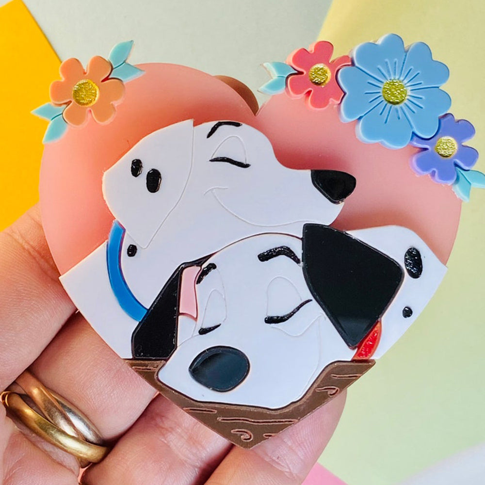 Cute Dalmatians Acrylic Brooch - Cartoon Animal Pin Badge for Jackets & Bags - Makokot Design Collection - Perfect for Gifts, Cosplay & Fashion Accessories