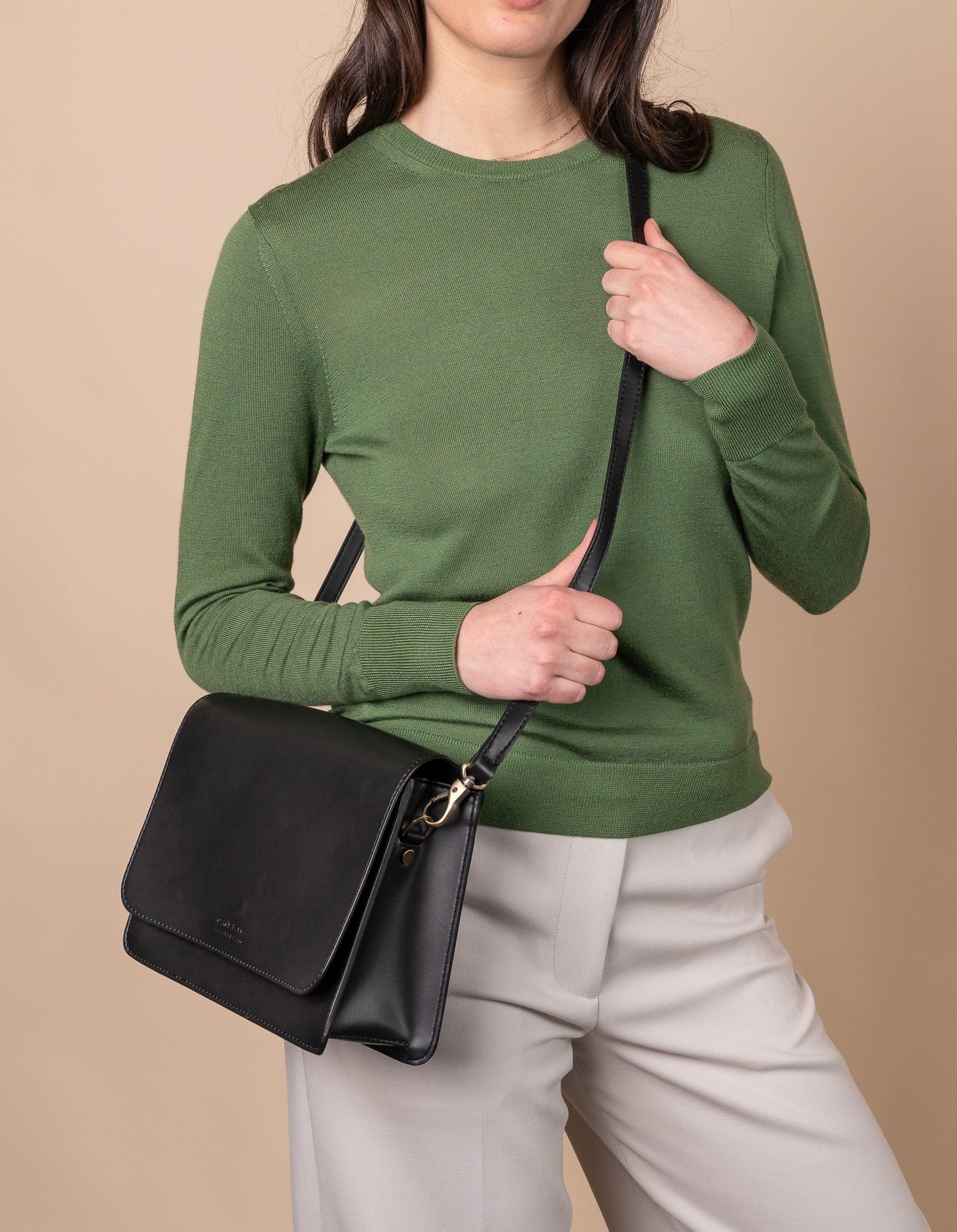 Audrey Vegan Leather Crossbody Bag for Women | Black | Stylish & Eco-Friendly Apple Leather Purse for Everyday Use, Work & Travel
