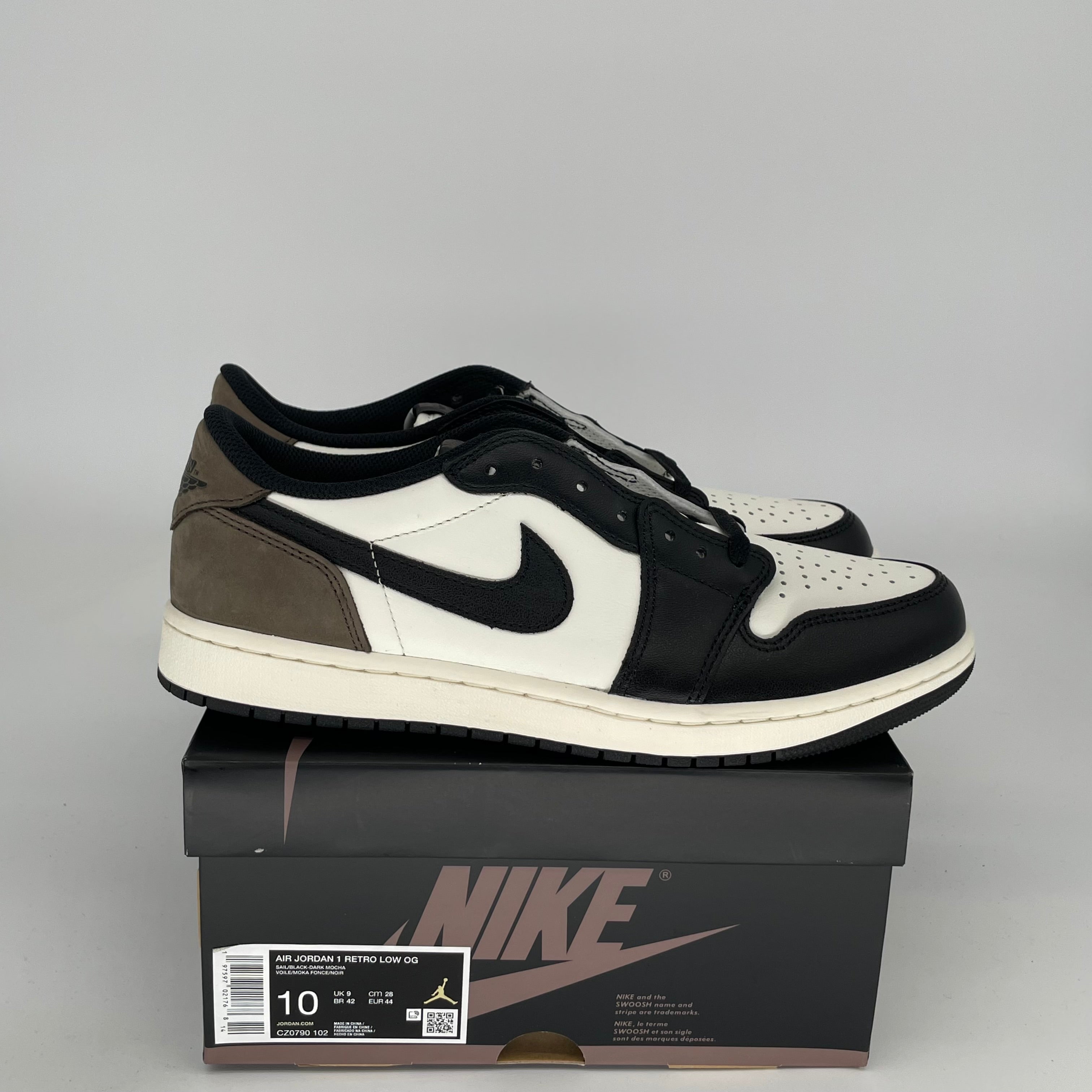 AIR JORDAN 1 LOW MOCHA Sneakers - Men's Size 10 (CZ0790-102) - Retro Basketball Shoes for Casual Wear & Street Style