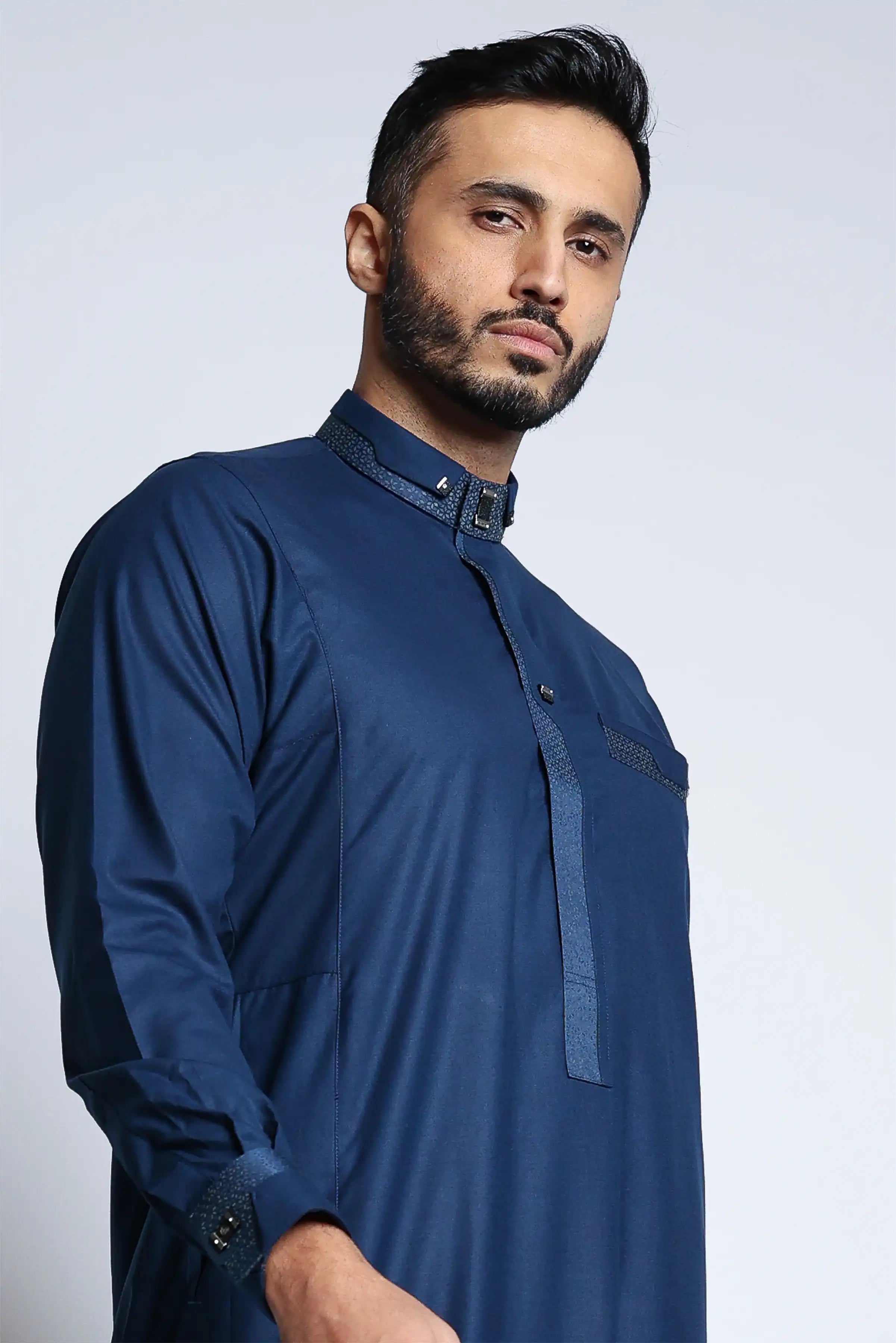 J140 C1 Catalina Blue Thobe for Men - Traditional Islamic Robe with Comfortable Fit - Perfect for Prayer, Eid, and Special Occasions