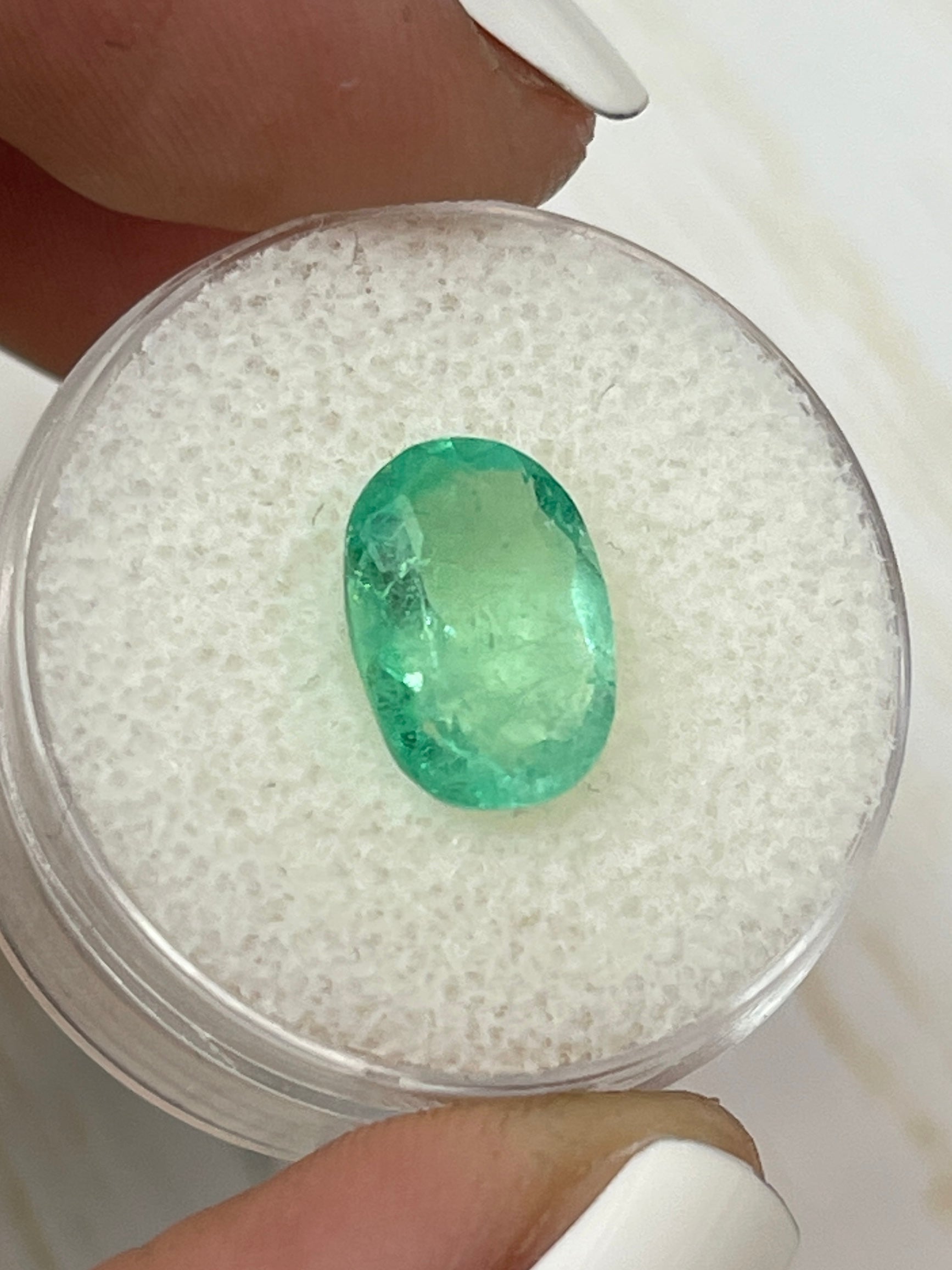 2.78 Carat Light Yellowish Green Natural Loose Colombian Emerald Oval Cut Gemstone for Jewelry Making, Engagement Rings & Luxury Gifts