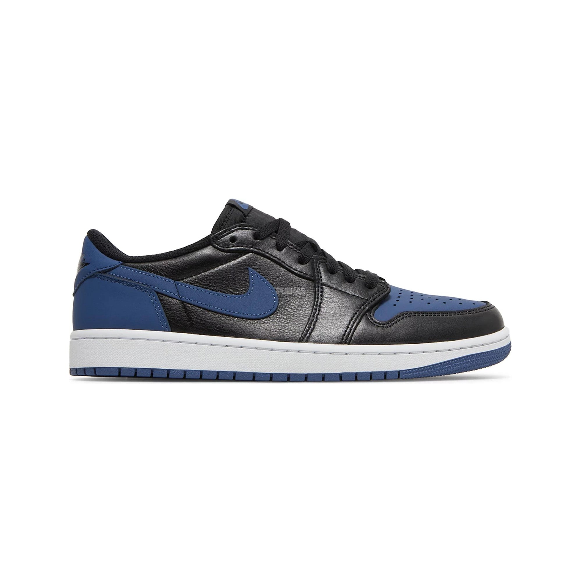 Air Jordan 1 Retro Low OG 'Mystic Navy' Sneakers (2022) - Men's Basketball Shoes for Casual Wear & Street Style Fashion