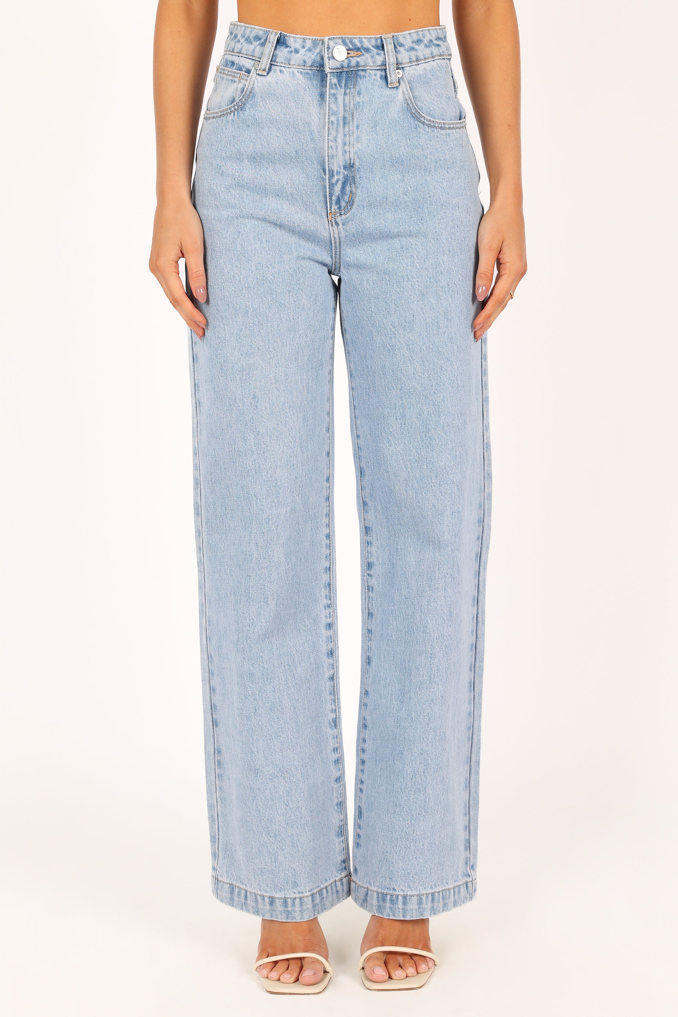 Abrand 94 High Wide Jeans for Women - Comfortable Stretch Denim Pants with Flared Legs | Perfect for Casual Wear, Street Style & Everyday Outfits
