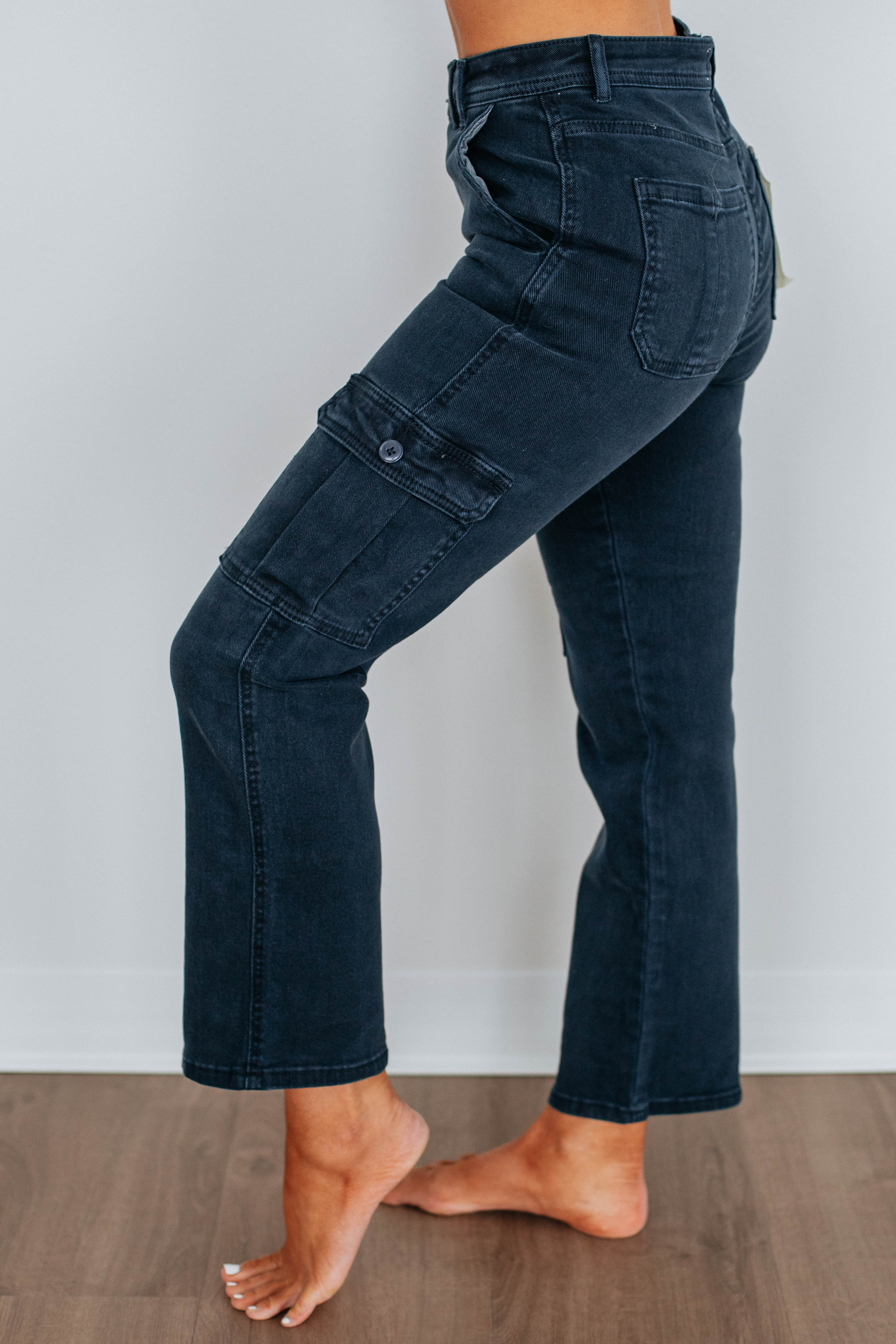 Hadley Risen Cargo Jeans for Men - Stylish Blueberry Wash Denim Pants with Multiple Pockets | Perfect for Outdoor Adventures, Workwear & Casual Street Style