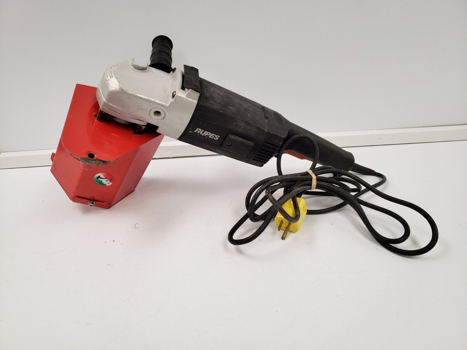 Rupes LH31N Random Orbital Sander - Professional Car Detailing & Woodworking Tool for Smooth Finishing