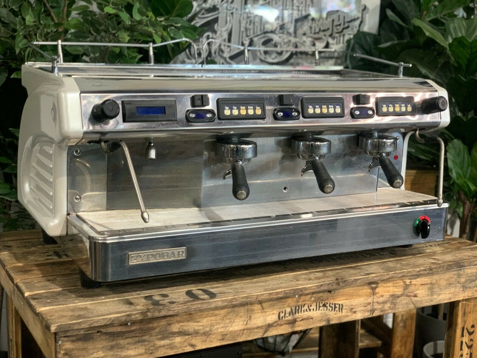 Expobar Ruggero 3 Group Commercial Espresso Machine in Pearl White - Perfect for Coffee Shops, Restaurants & Offices