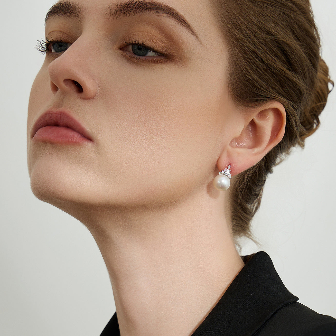 18K Solid Gold Edison Pearl Earrings KE00181 - Elegant Pearl Jewelry for Women, Perfect for Weddings, Parties & Special Occasions