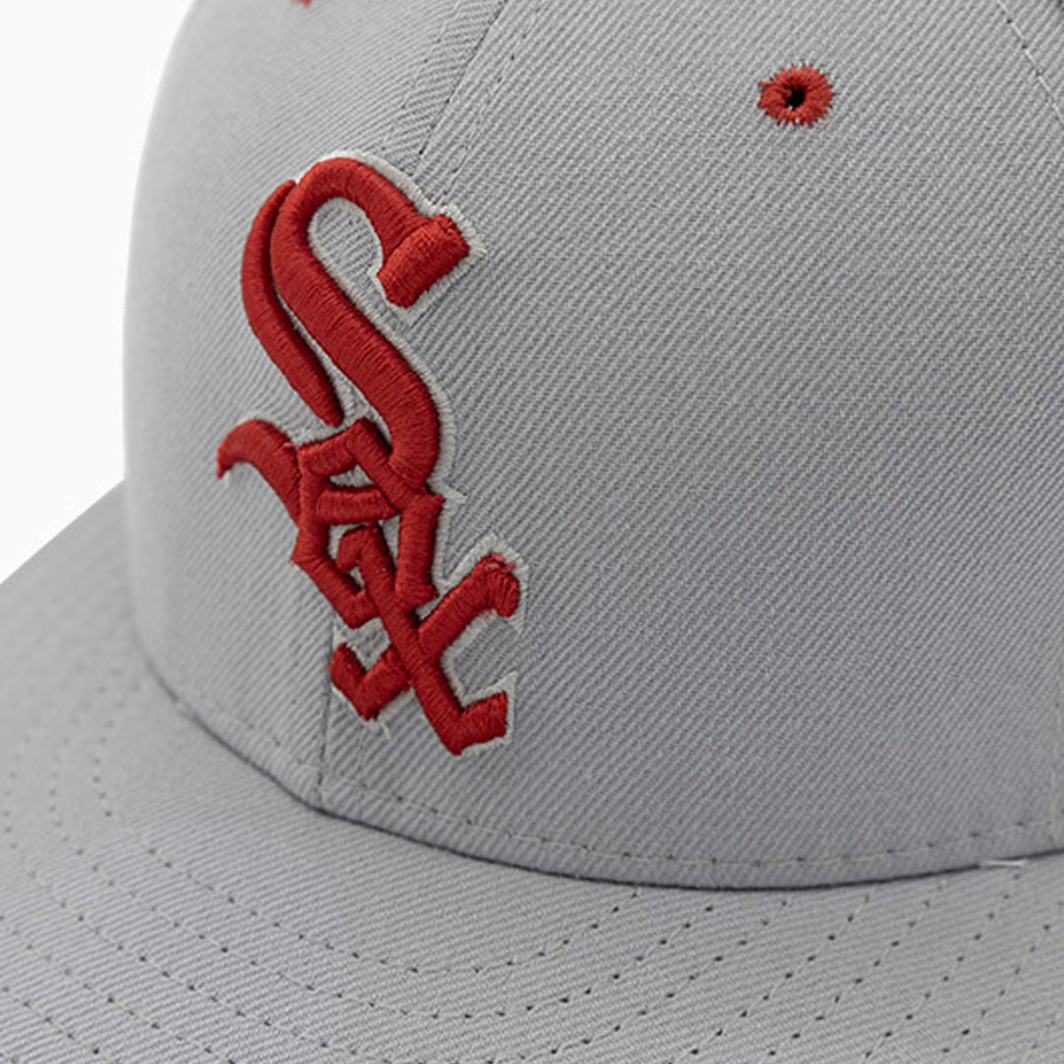 Chicago White Sox MLB 59FIFTY Fitted Baseball Cap - Official Licensed Snapback Hat for Men & Women - Perfect for Games, Sports Events & Casual Wear