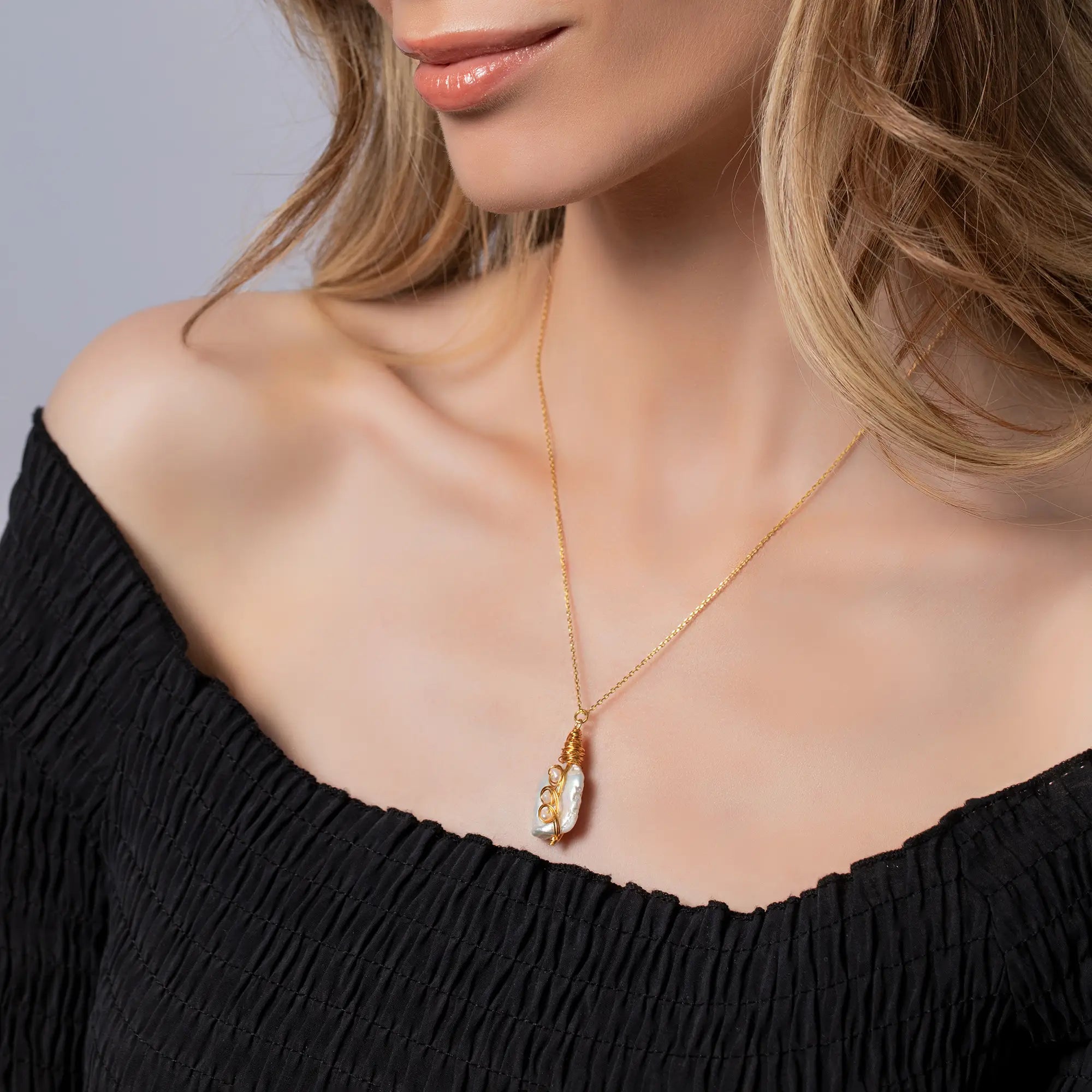 Figaro Chain Pearl Necklace for Women - Elegant 18K Gold Plated Jewelry Gift for Brides, Valentine's Day & Special Occasions | Perfect for Weddings, Anniversaries & Evening Parties