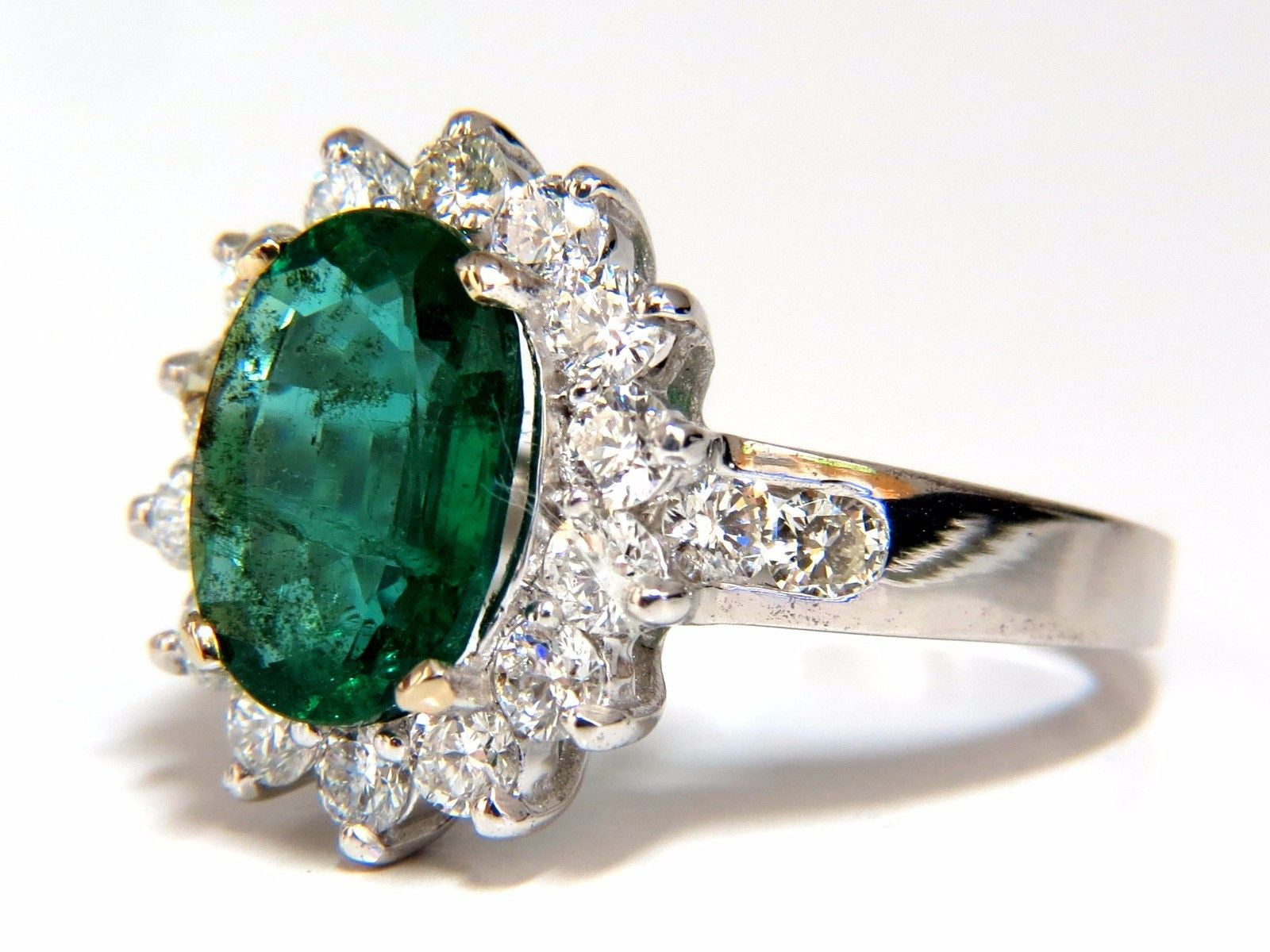 4.02 Carat Natural Oval Emerald Diamond Cocktail Halo Ring in 18K Gold (G/VS) – Perfect for Weddings, Anniversaries & Special Occasions