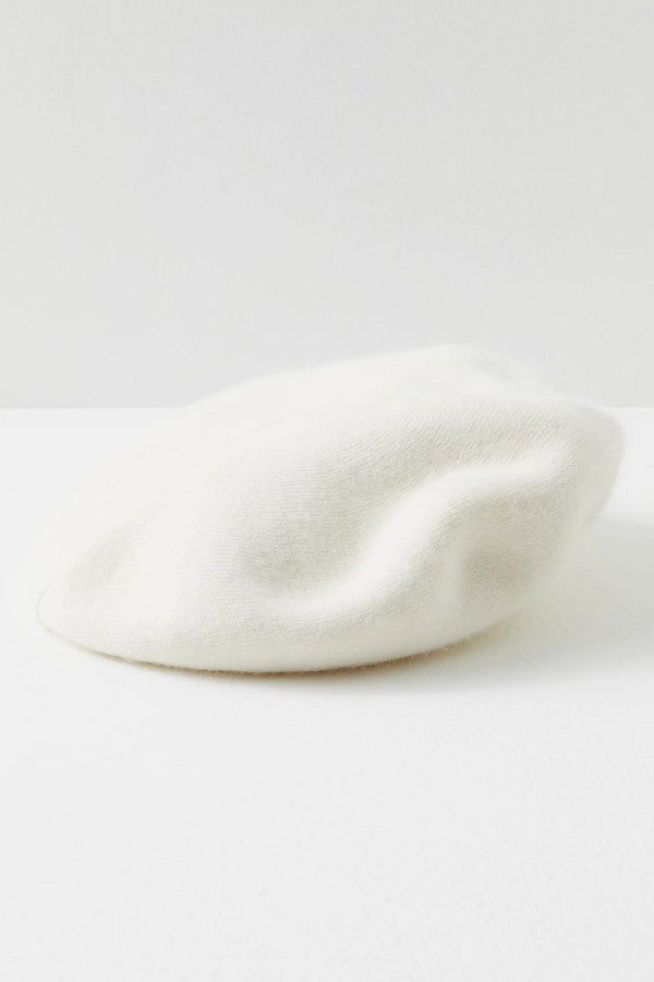 Elegant Pearl Embellished Floral Beret Hat - Vintage Inspired Women's Fashion Headwear for Parties, Weddings & Special Occasions