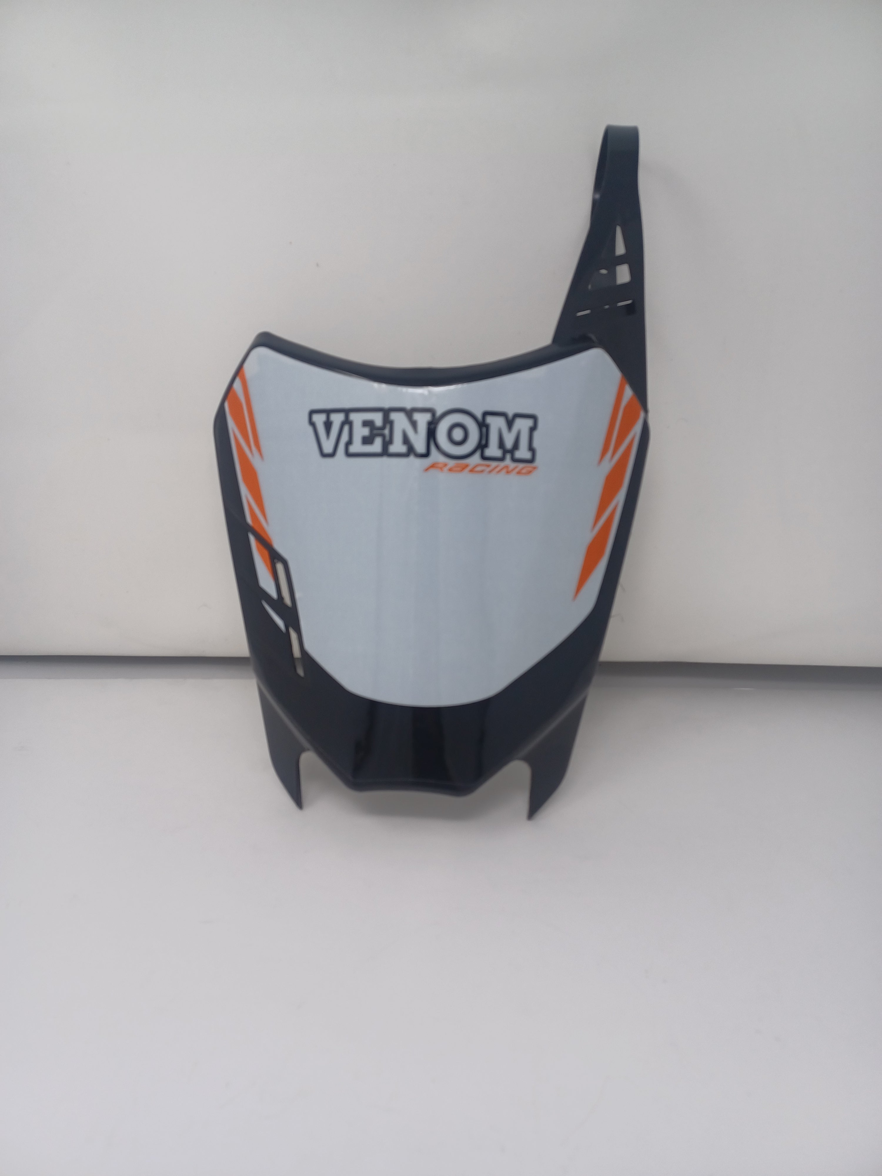 Venom Thunder 125cc Dirt Bike with Number Plate (304013022002) - Off-Road Adventure & Trail Riding for Adults & Teens