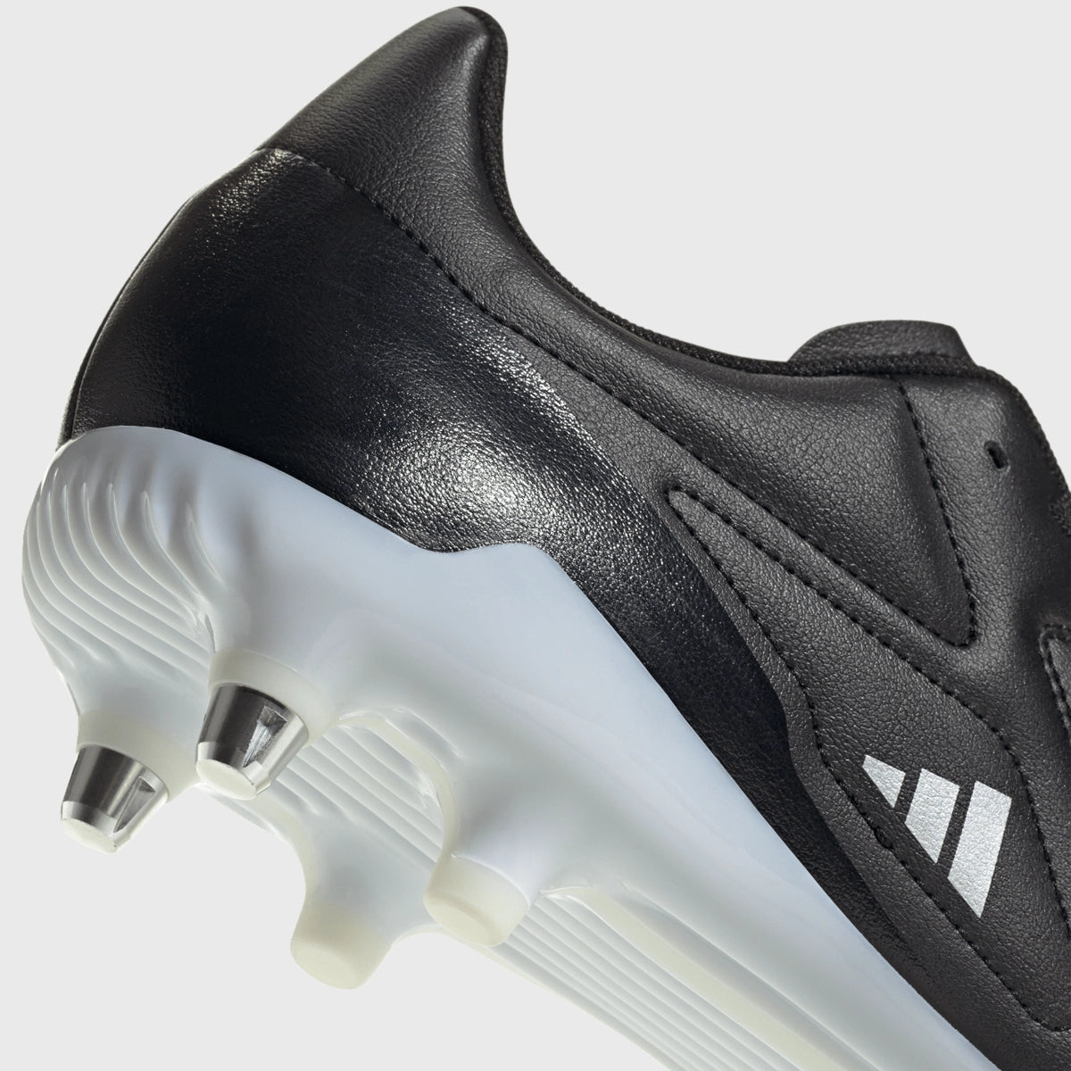 Adidas RS 15 SG Rugby Cleats - Men's Black Soccer Football Shoes for Firm Ground - Perfect for Rugby Matches & Training Sessions
