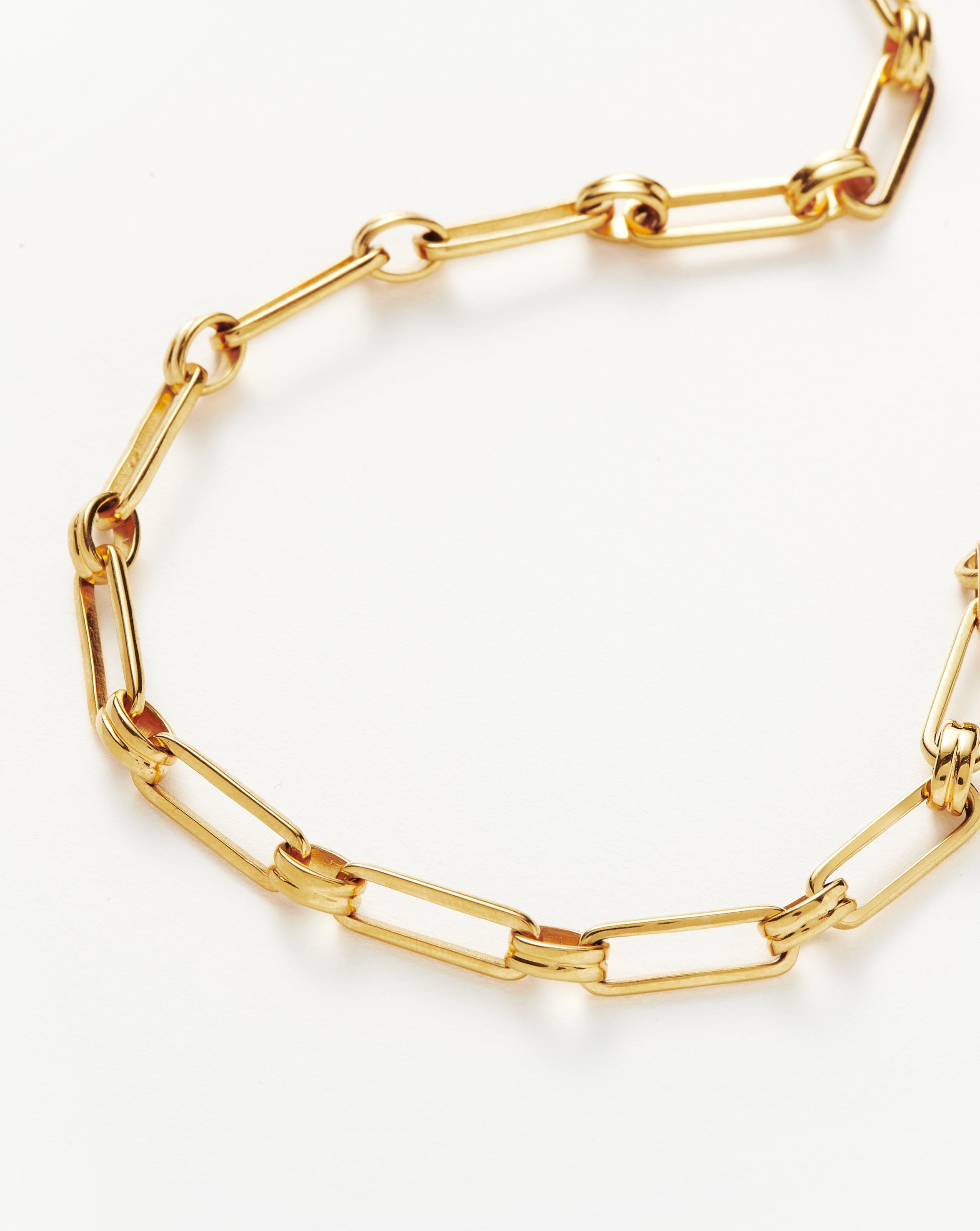 Aegis Chain Necklace for Women - 18k Gold Plated Stainless Steel Jewelry - Perfect for Everyday Wear, Gifts & Special Occasions