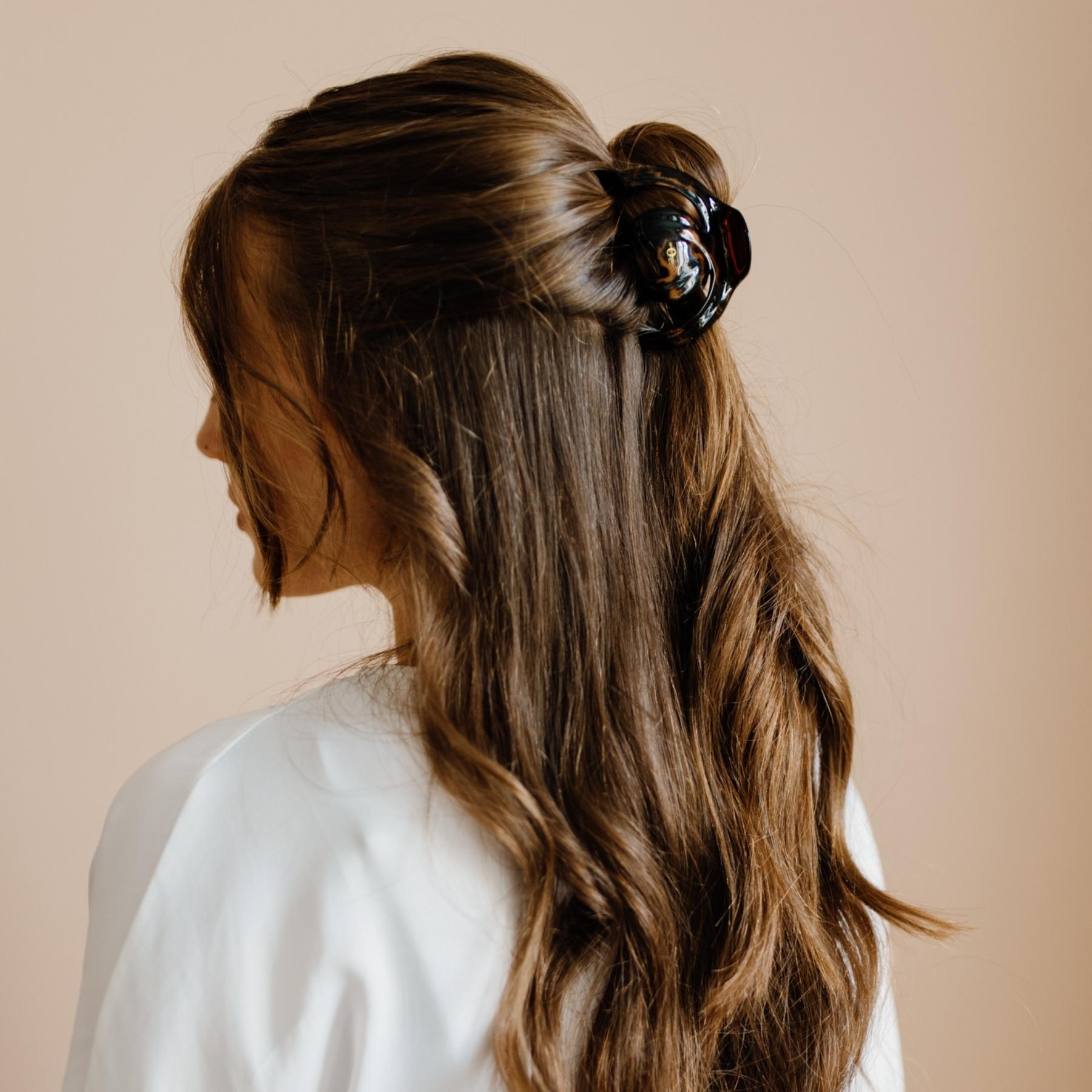 Arielle Clip - Hair Claw Clips for Women, Non-Slip Hair Clips for Thick Hair, Fashion Hair Accessories for Ponytail, Bun & Updo - Perfect for Work, Party & Everyday Use
