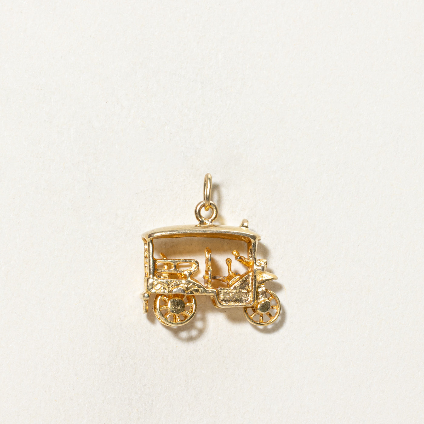 18K Yellow Gold Tricycle Charm Pendant Necklace - Elegant Jewelry Gift for Women, Girls - Perfect for Birthday, Anniversary, Graduation Gifts