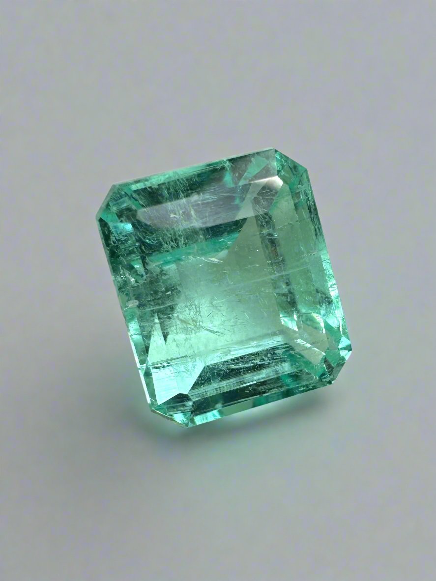 4.91 Carat 10x8.5mm Chunky Pastel Bluish Green Natural Loose Colombian Emerald Gemstone - Emerald Cut for Jewelry Making, Engagement Rings & Luxury Gifts