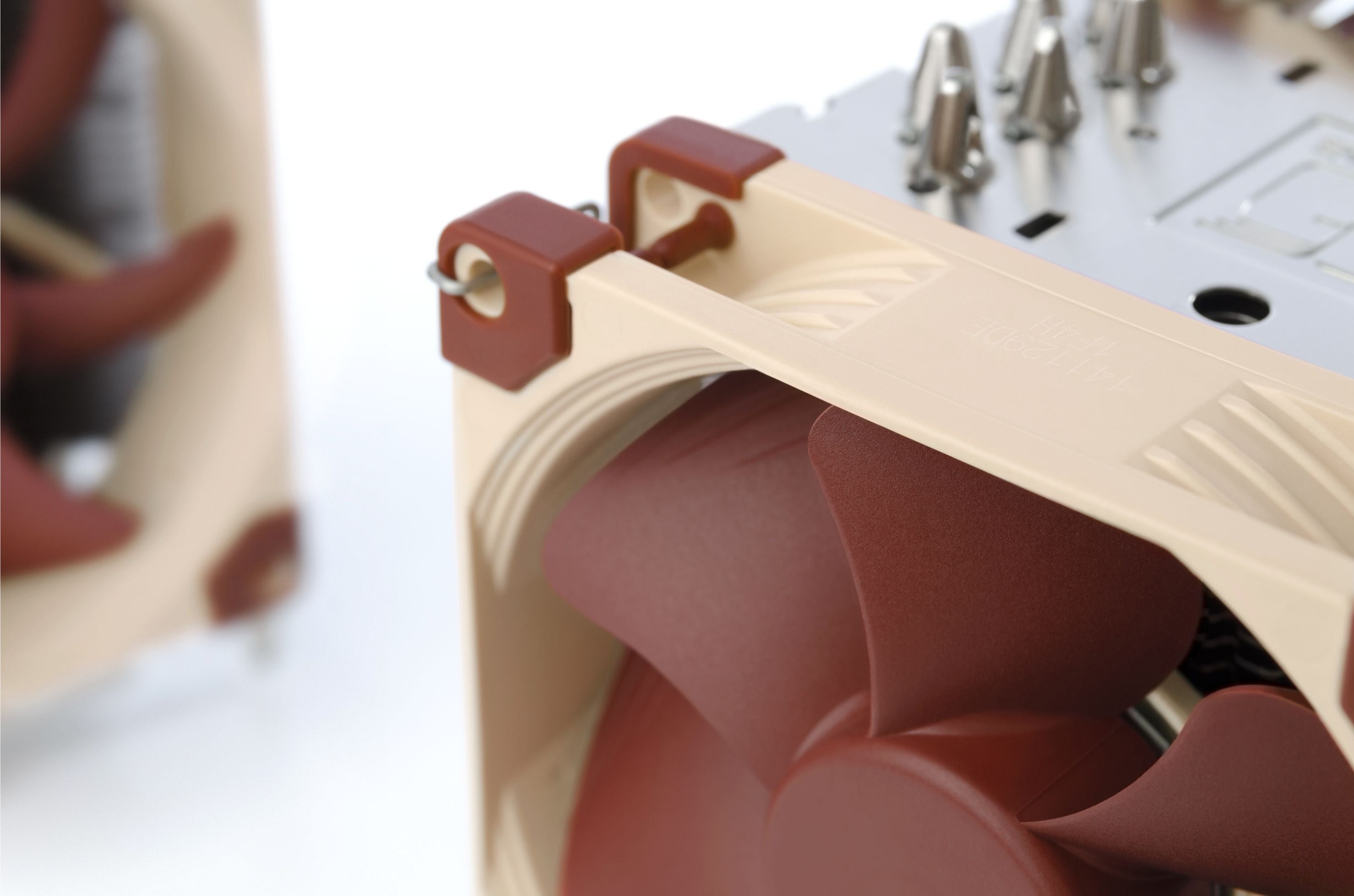 Noctua NH-U9 TR4/SP3 Premium CPU Cooler - High-Performance Cooling for AMD Ryzen Threadripper & EPYC - Perfect for Gaming & Workstations