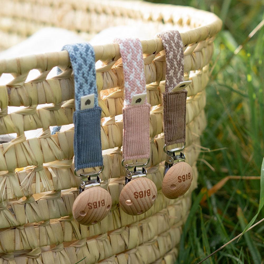 Baby Pacifier Clip with Cloud & Iron Design - Secure Pacifier Holder for Infants & Toddlers - Perfect for Strollers, Car Seats & Diaper Bags