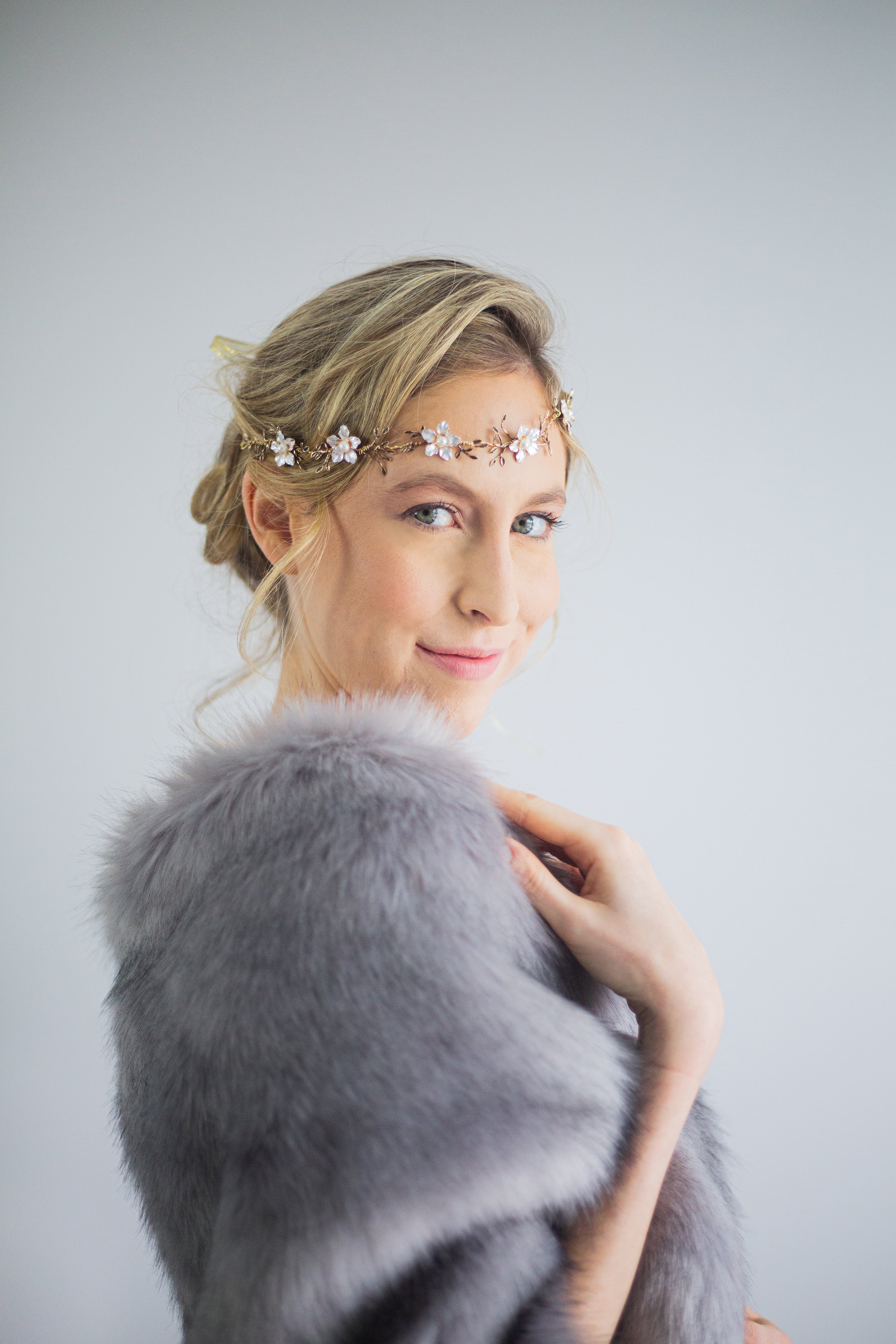 Gray Fur Wrap Shawl - Soft & Warm Winter Scarf for Women (Butterly Gry04) - Perfect for Cold Weather, Parties & Holiday Outfits