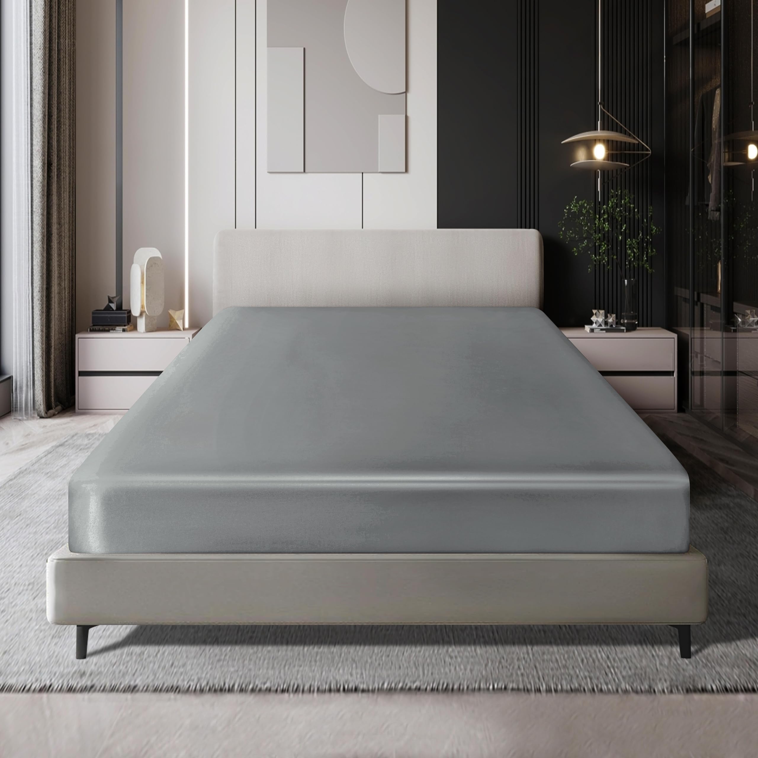 MILVOWOC Queen Size Satin Fitted Sheet - Soft Light Gray Bed Sheet with Deep Pockets, 1 Piece for Luxurious Sleep & Hotel-Style Comfort - Perfect for Master Bedrooms, Guest Rooms & Airbnb Listings