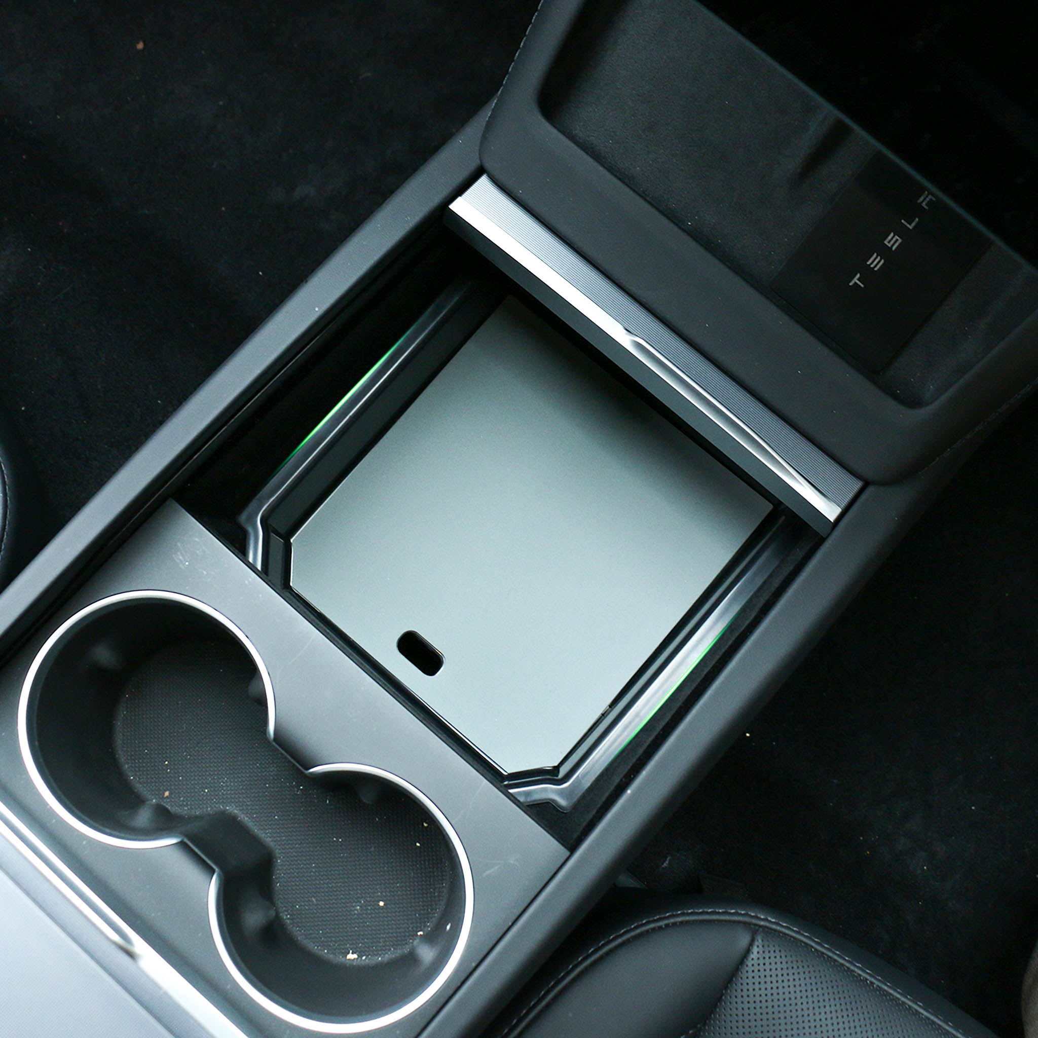 2024-2025 Tesla Model 3 & Model Y Center Console Organizer Tray - Premium Armrest Storage Solution for Phones, Keys & Accessories - Perfect for Road Trips & Daily Commuting