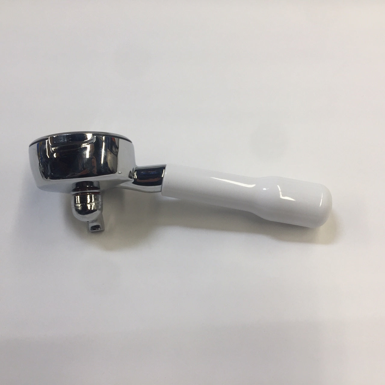 Professional E61 Spouted Portafilter for Espresso Machines - Barista-Grade Coffee Accessory for Home & Commercial Use - Perfect for Latte, Cappuccino & Americano Brewing