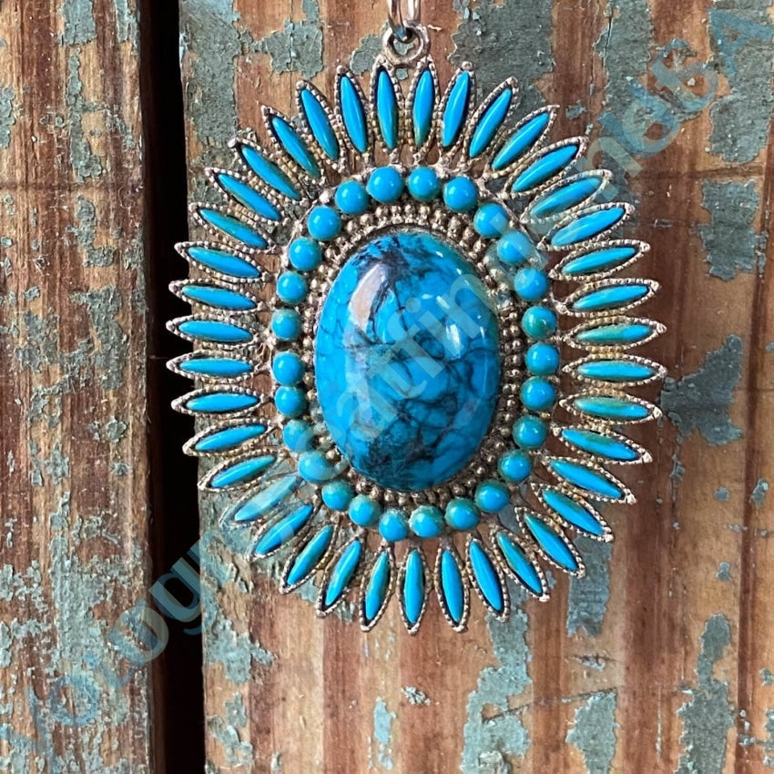 Vintage Costume Faux Turquoise Rosette Necklace for Women - Boho Chic Jewelry for Parties, Weddings & Everyday Wear
