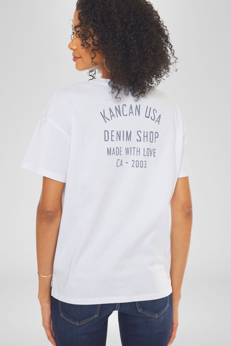 Stylish Damien Boyfriend Shirt for Women - Trendy Oversized Button Down Blouse - Perfect for Casual Outfits, Layering & Office Wear