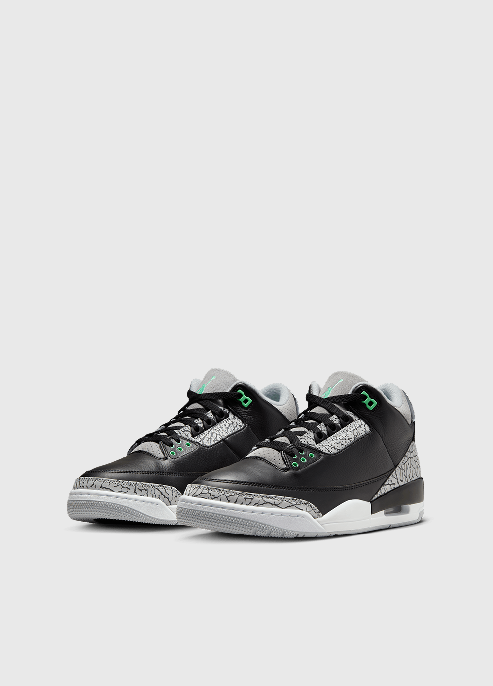 Air Jordan 3 Retro 'Green Glow' Men's Basketball Sneakers - Comfortable Athletic Shoes for Casual Wear & Street Fashion