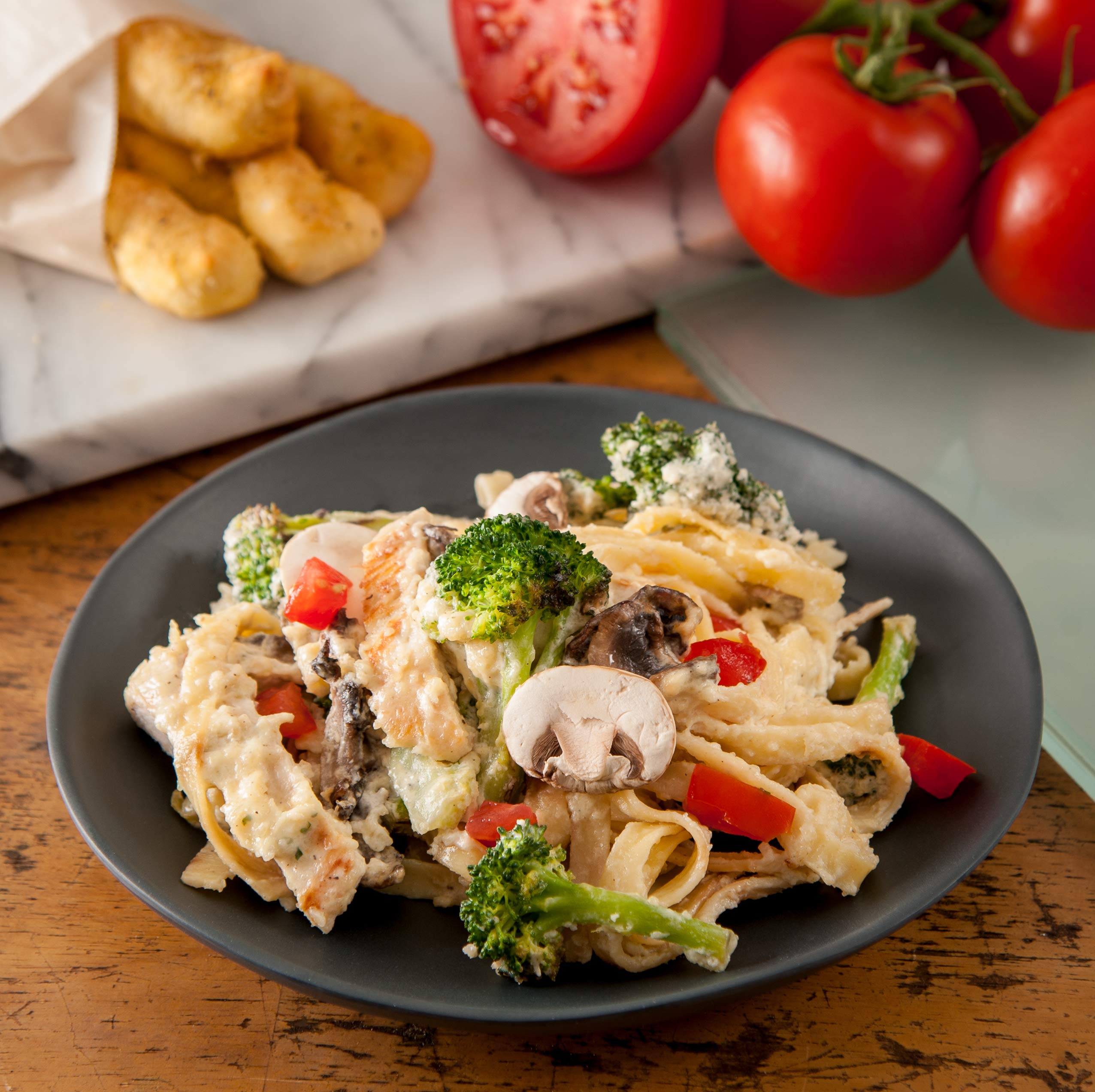 Carlisle 12-Pack 9-Inch Melamine Ridge Reusable Plates - Durable Salad & Dinner Plates for Home, Restaurant, Catering - Slate Color, Rimless Design - Perfect for Everyday Meals, Parties & Outdoor Dining