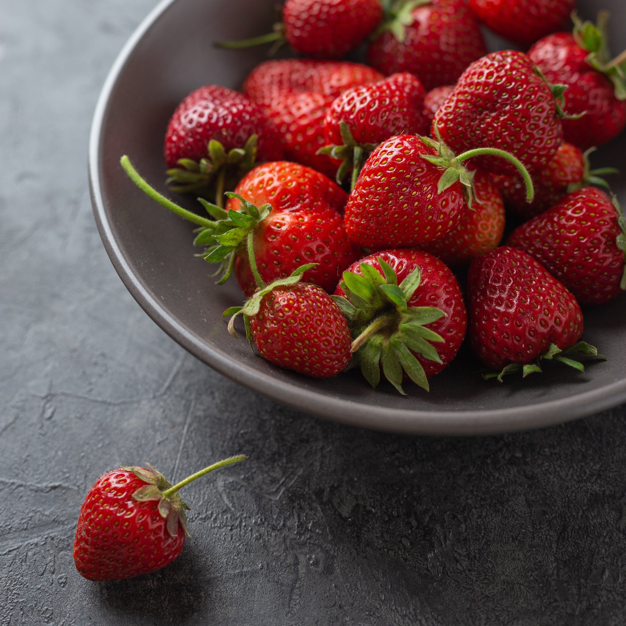 Organic Strawberry Lip Balm - Unsweetened Natural Flavor for Dry, Chapped Lips - Perfect for Winter Skincare & Daily Hydration