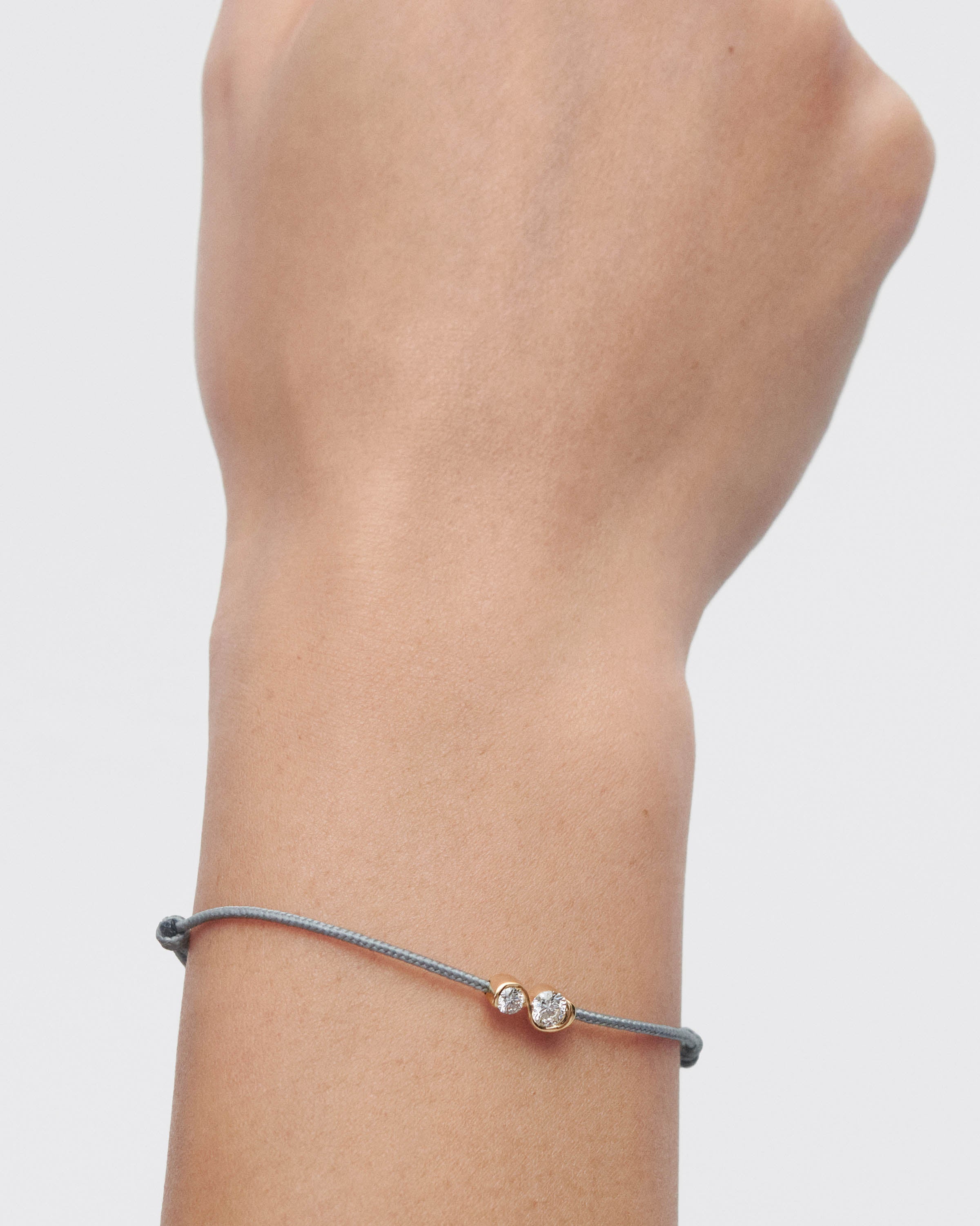 Dafne Diamond Cord Bracelet for Women - Elegant Adjustable Beaded Friendship Bracelet - Perfect for Gifts, Parties, and Everyday Wear