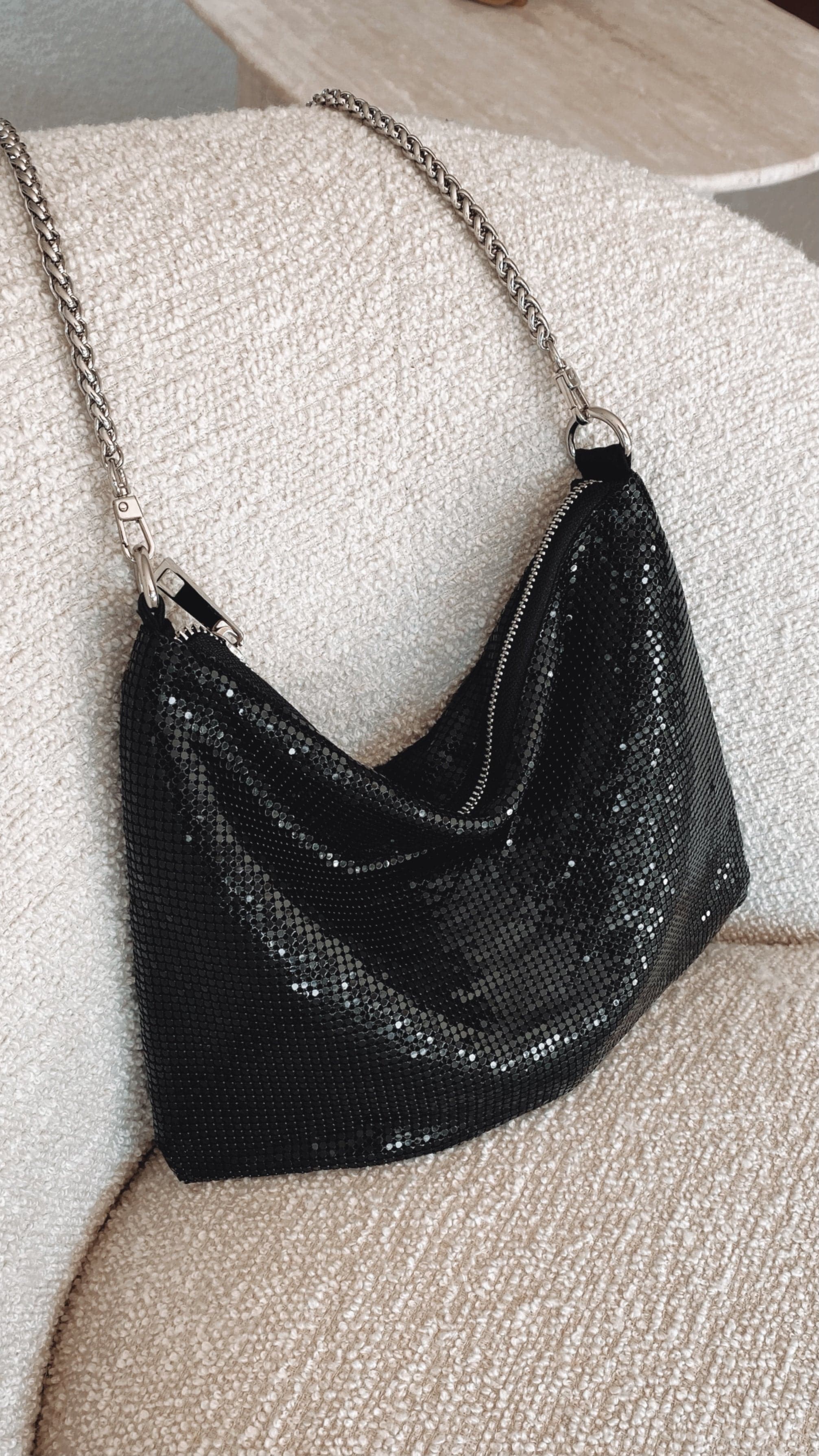 Black Chain Mesh Bag - Durable & Stylish for Groceries, Beach, and Shopping - Perfect for Produce, Laundry, and Organizing