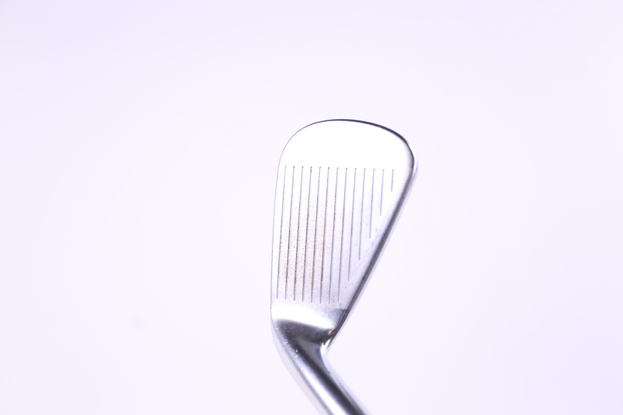 Used Callaway Apex CF16 6 Iron Right Handed Regular Flex Golf Club - Perfect for Practice & Replacement on the Course