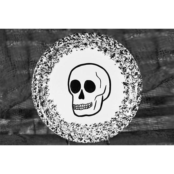 Skull Design Dinner Plate with Black Sponged Rim - Day of the Dead Themed Ceramic Dish for Halloween, Dia de los Muertos Celebration & Gothic Home Decor