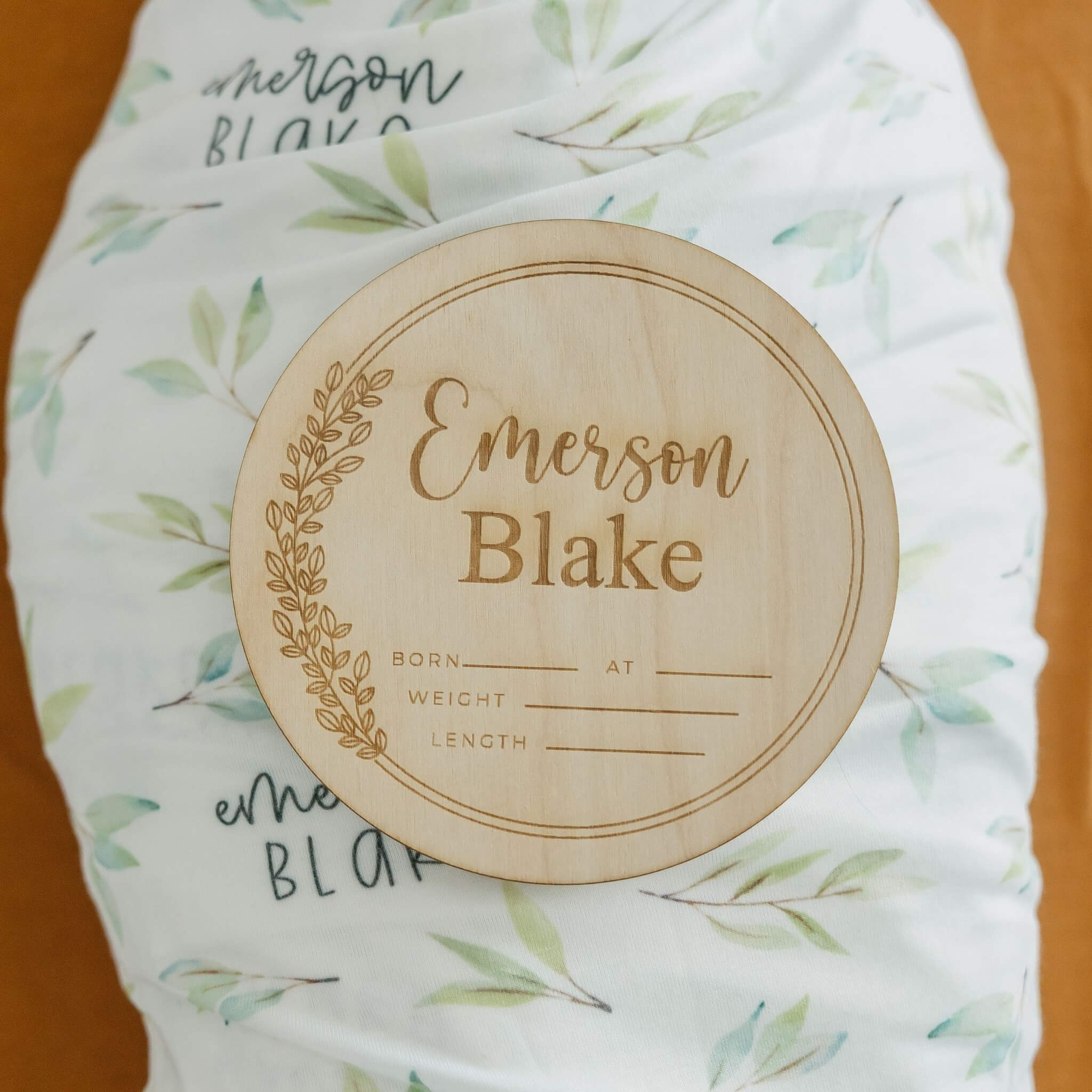 Personalized Wooden Announcement Sign with Olive Branch Design - Custom Wedding, Baby Shower & Home Decor Signage for Special Events & Celebrations