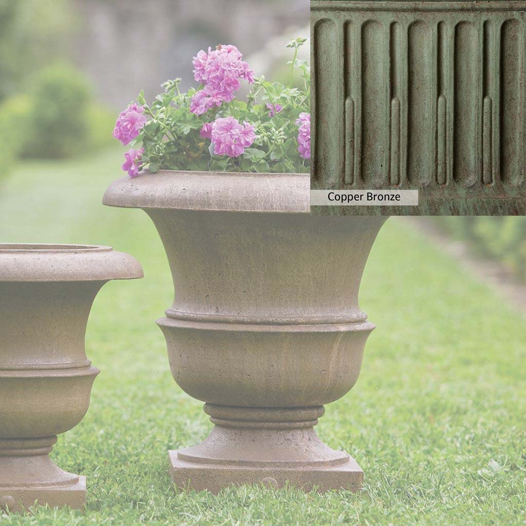 Campania International Williamsburg Wren Large Planter - Outdoor Garden Decor for Patio, Porch, and Yard - Classic Ceramic Flower Pot for Plants and Flowers