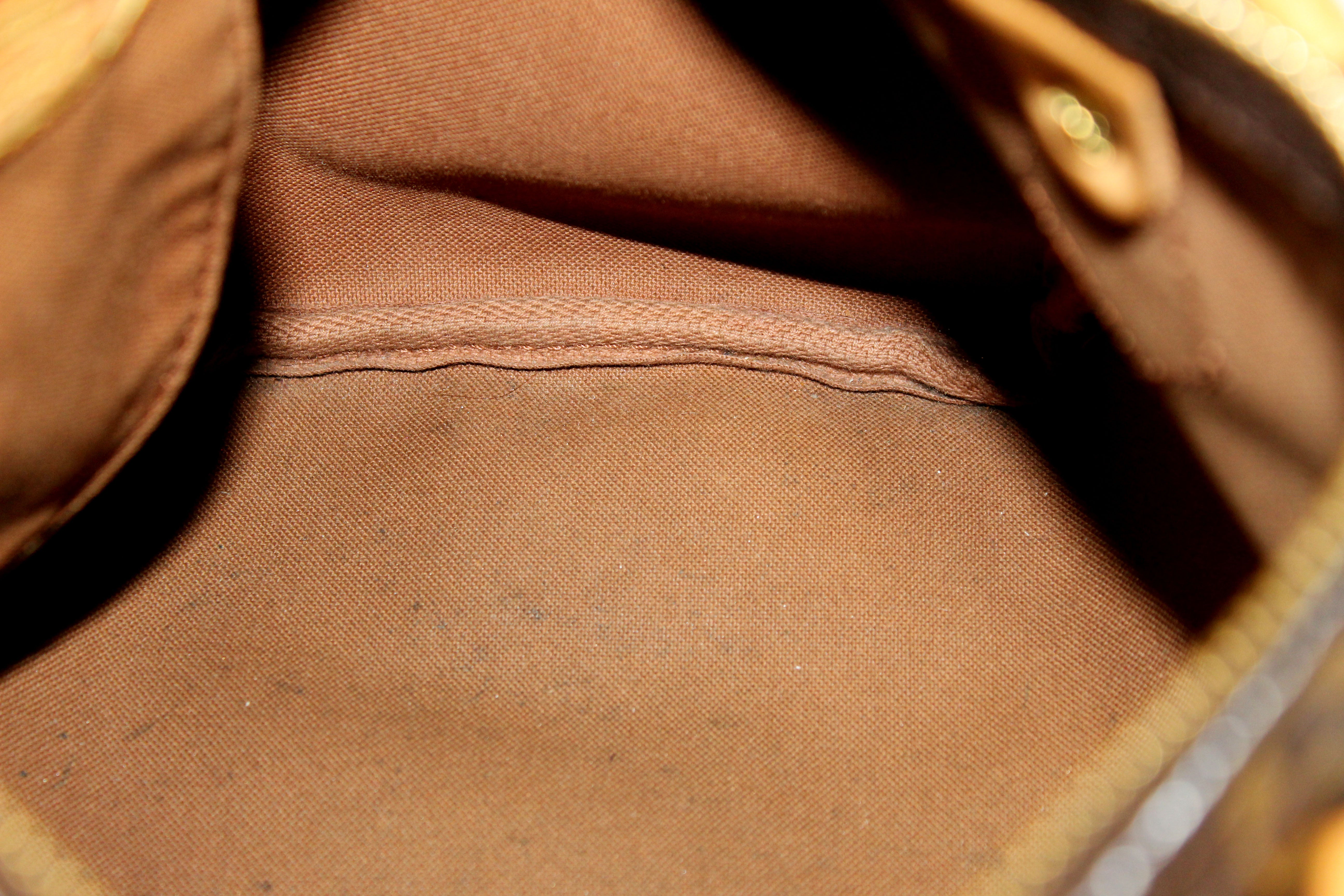 Authentic Louis Vuitton Speedy 25 Handbag - Classic Monogram Canvas Crossbody Purse for Women | Perfect for Work, Travel & Everyday Luxury Accessory