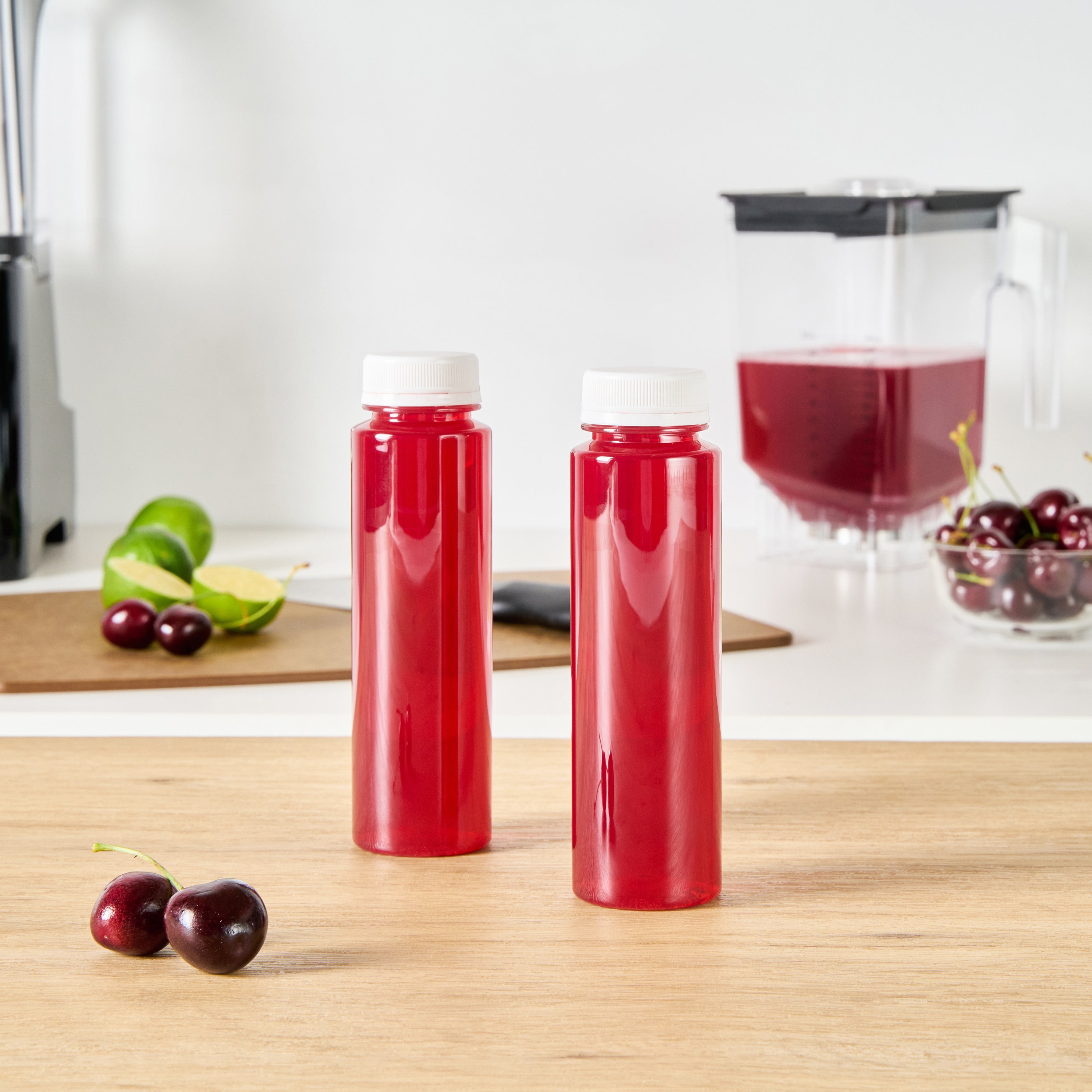 8 oz Round Clear Plastic Cold Pressed Juice Bottles with Safety Cap - 2 x 2 x 6.75 Inches - Pack of 100 - Perfect for Fresh Juices, Smoothies, and Healthy Beverages at Home or Retail Stores