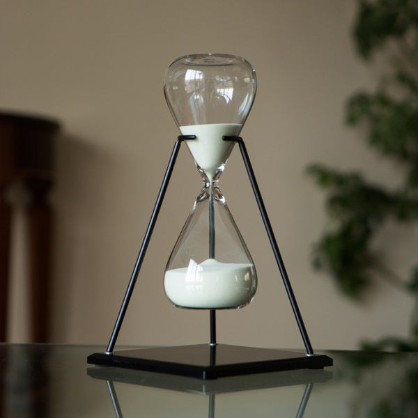 60 Minute Yellow or Black Triangle Sand Timer in Stand - Perfect for Board Games, Classroom Activities, and Time Management