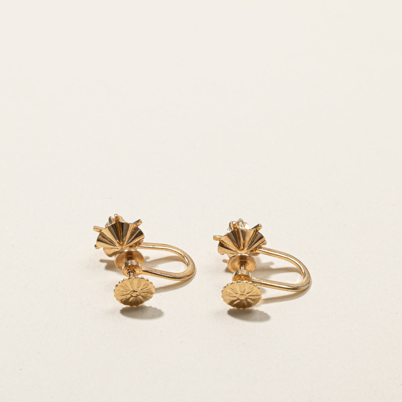 0.06ctw Diamond Claw Set Earrings for Women - Elegant Stud Earrings for Daily Wear, Parties & Special Occasions