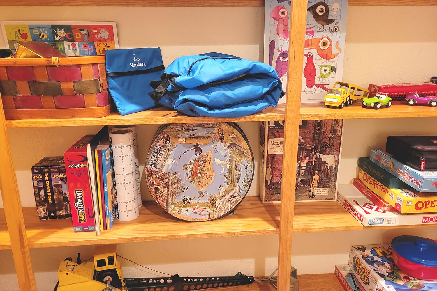 MerriMax Large Portable PlayMat with Patent-Pending Storage Pockets - Perfect for Crafts, Books & Small Toys - Ideal for Home Use & Travel - Great for Playrooms, Road Trips & Organized Kids Activities